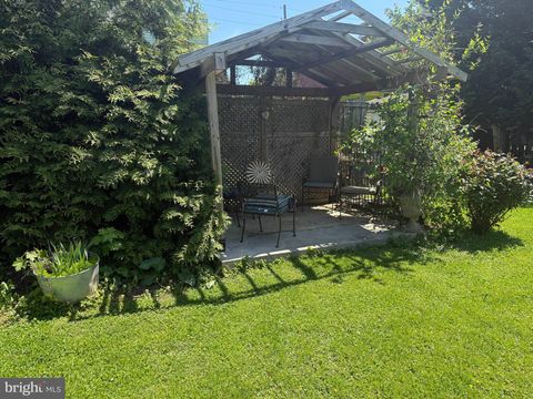 Tiny photo for 425 N Queen Street, LANCASTER, PA 17603 (MLS # PALA2087422)