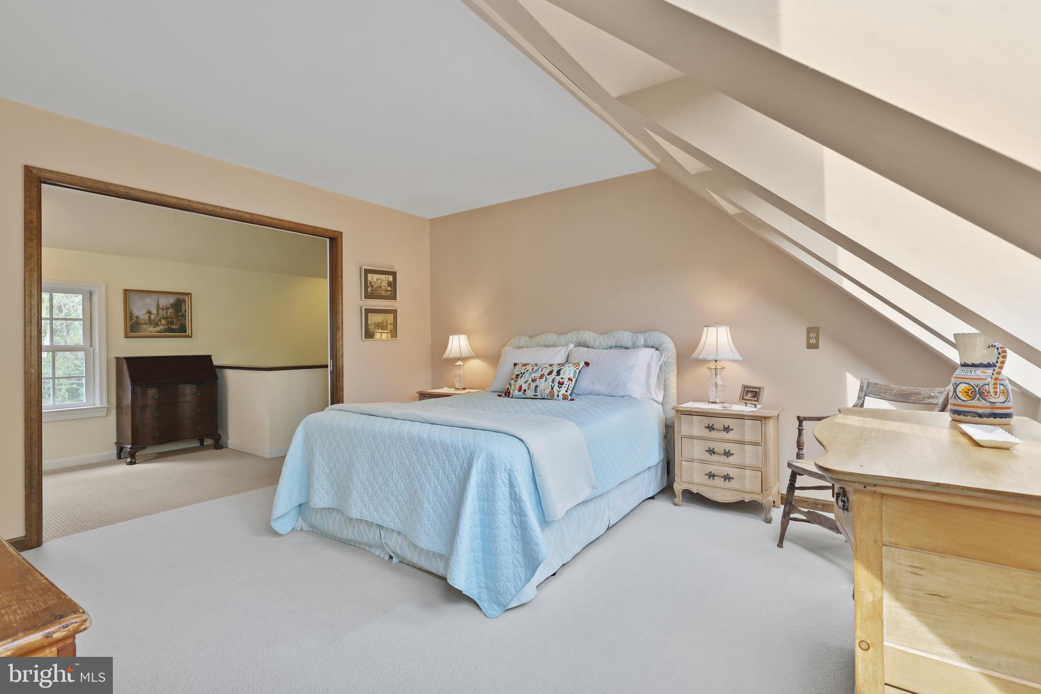 OLDE SEVERNA PARK - Residential