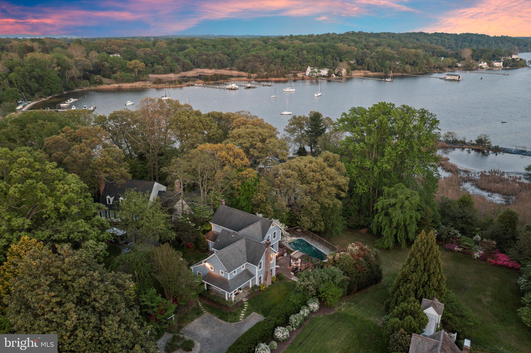 OLDE SEVERNA PARK - Residential