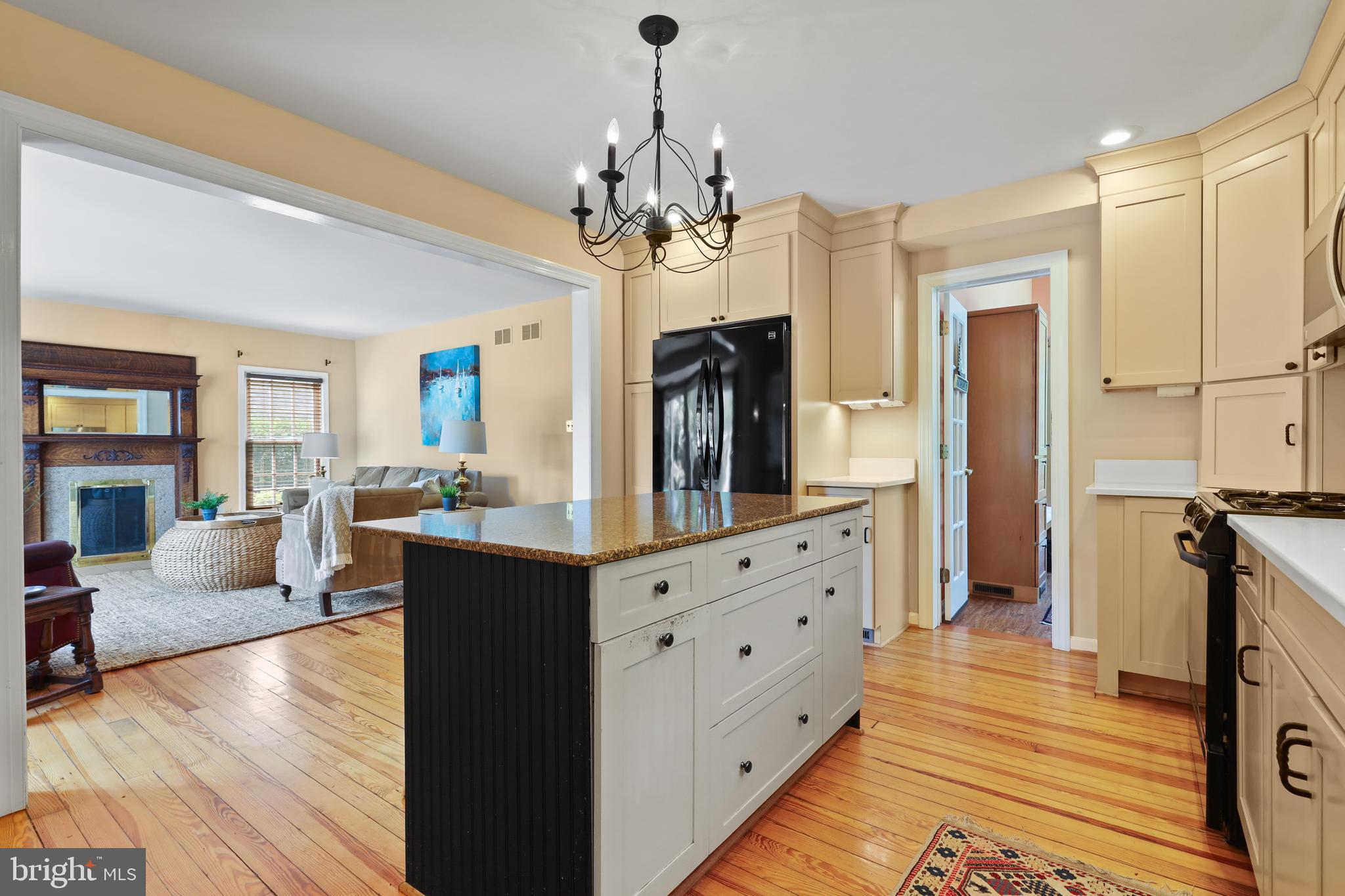 OLDE SEVERNA PARK - Residential