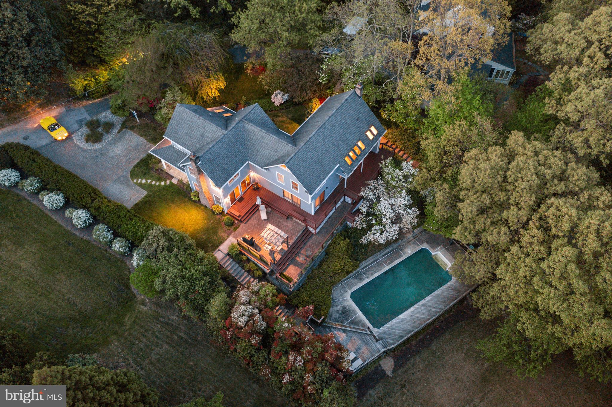 OLDE SEVERNA PARK - Residential