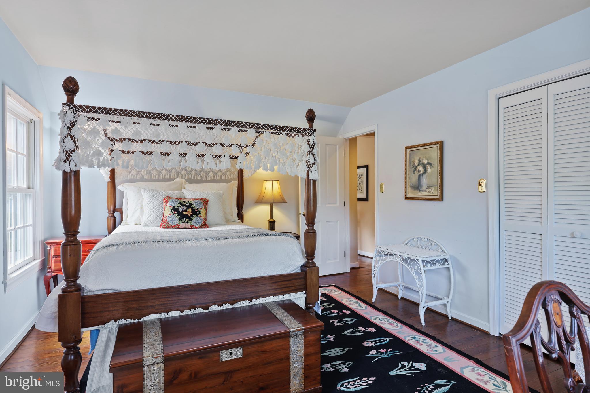 OLDE SEVERNA PARK - Residential