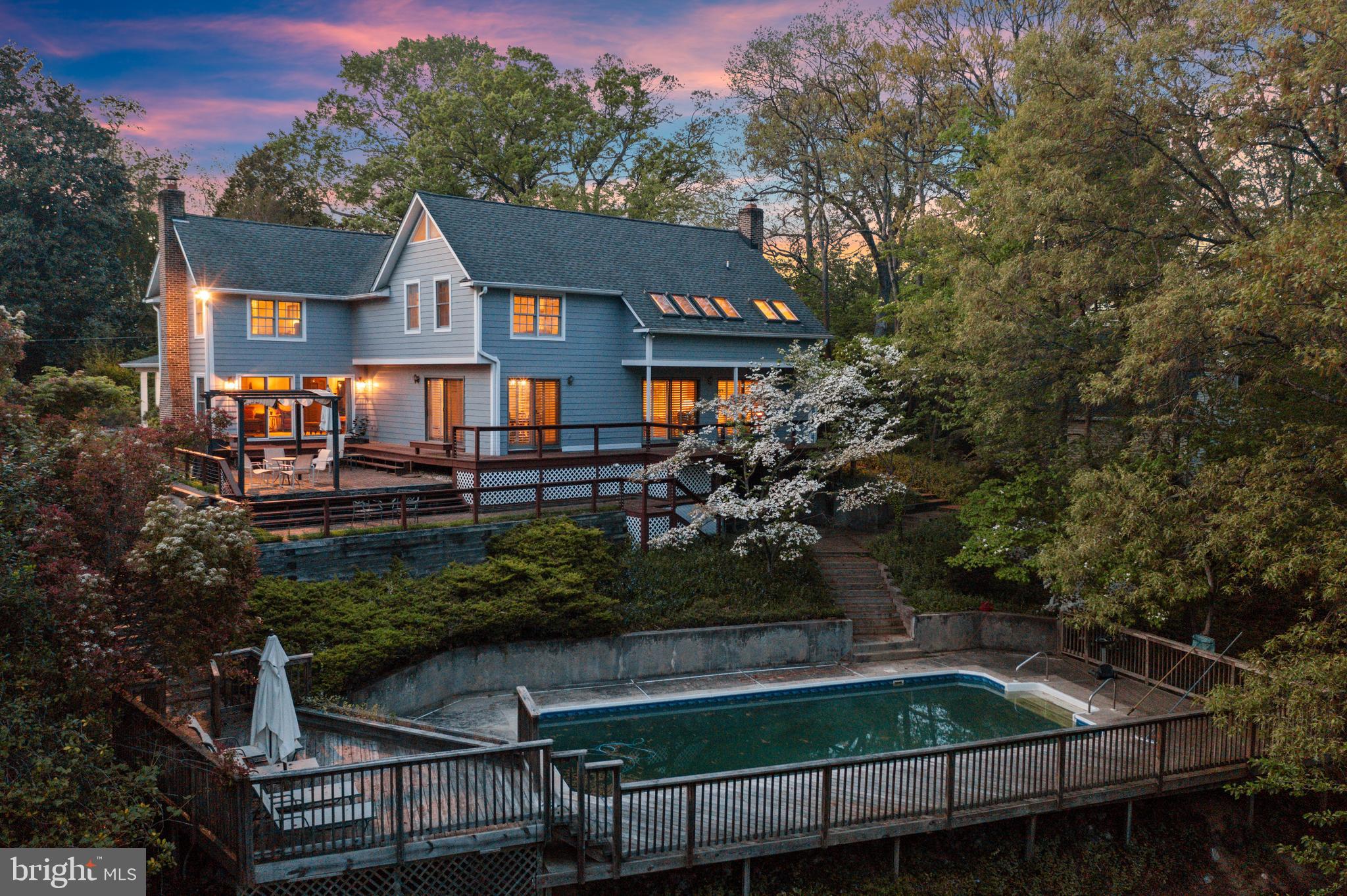 OLDE SEVERNA PARK - Residential