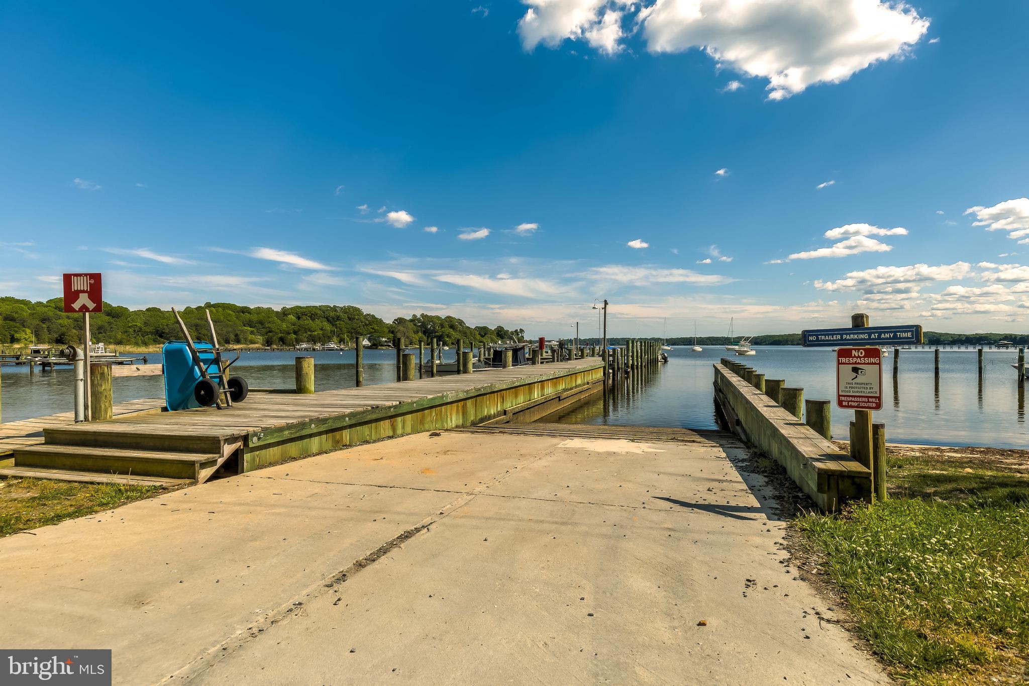 OLDE SEVERNA PARK - Residential