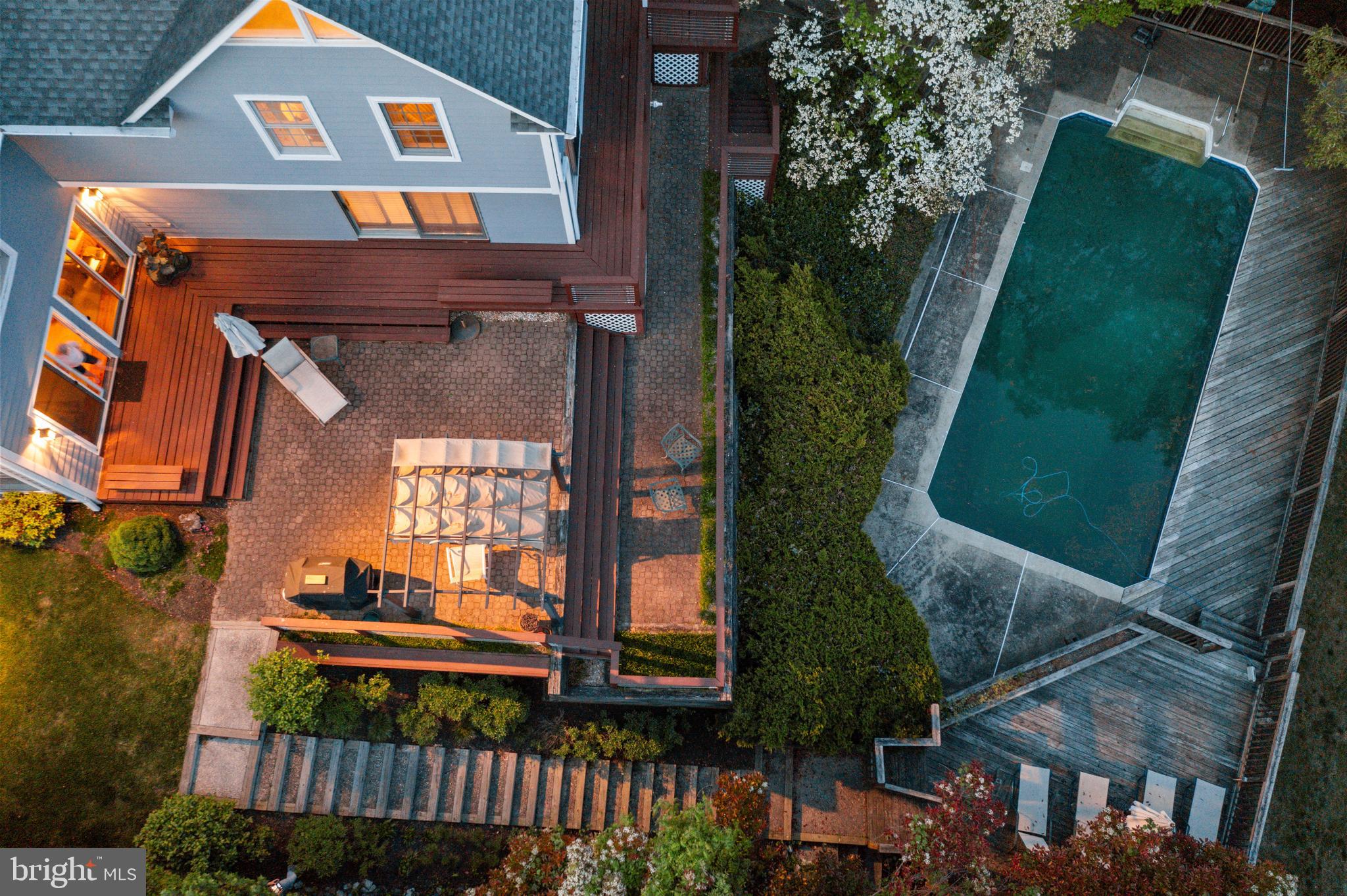 OLDE SEVERNA PARK - Residential