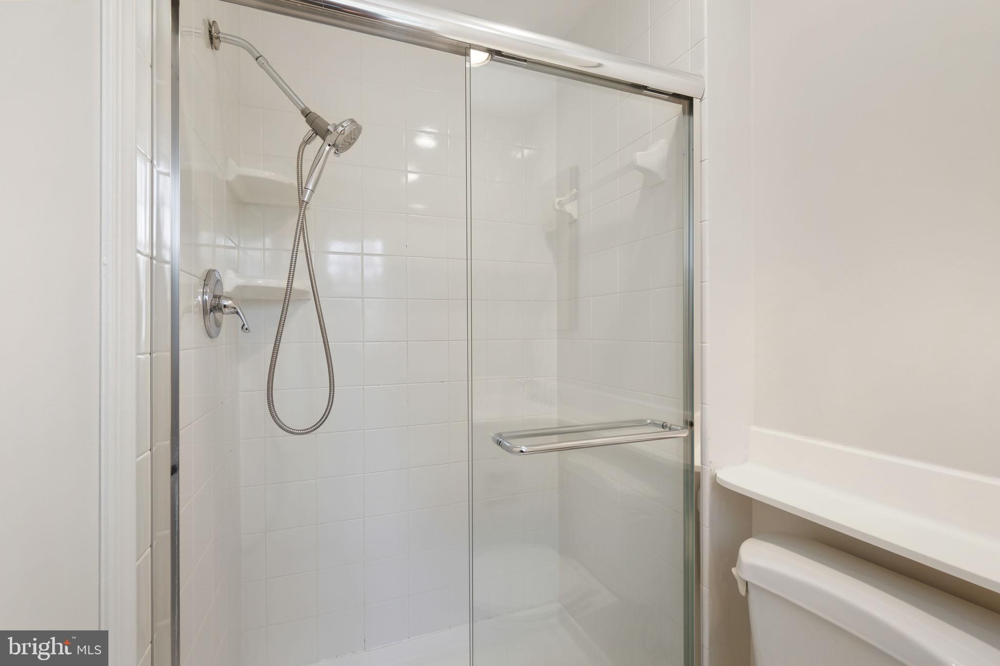 MONTGOMERY SQUARE - Residential