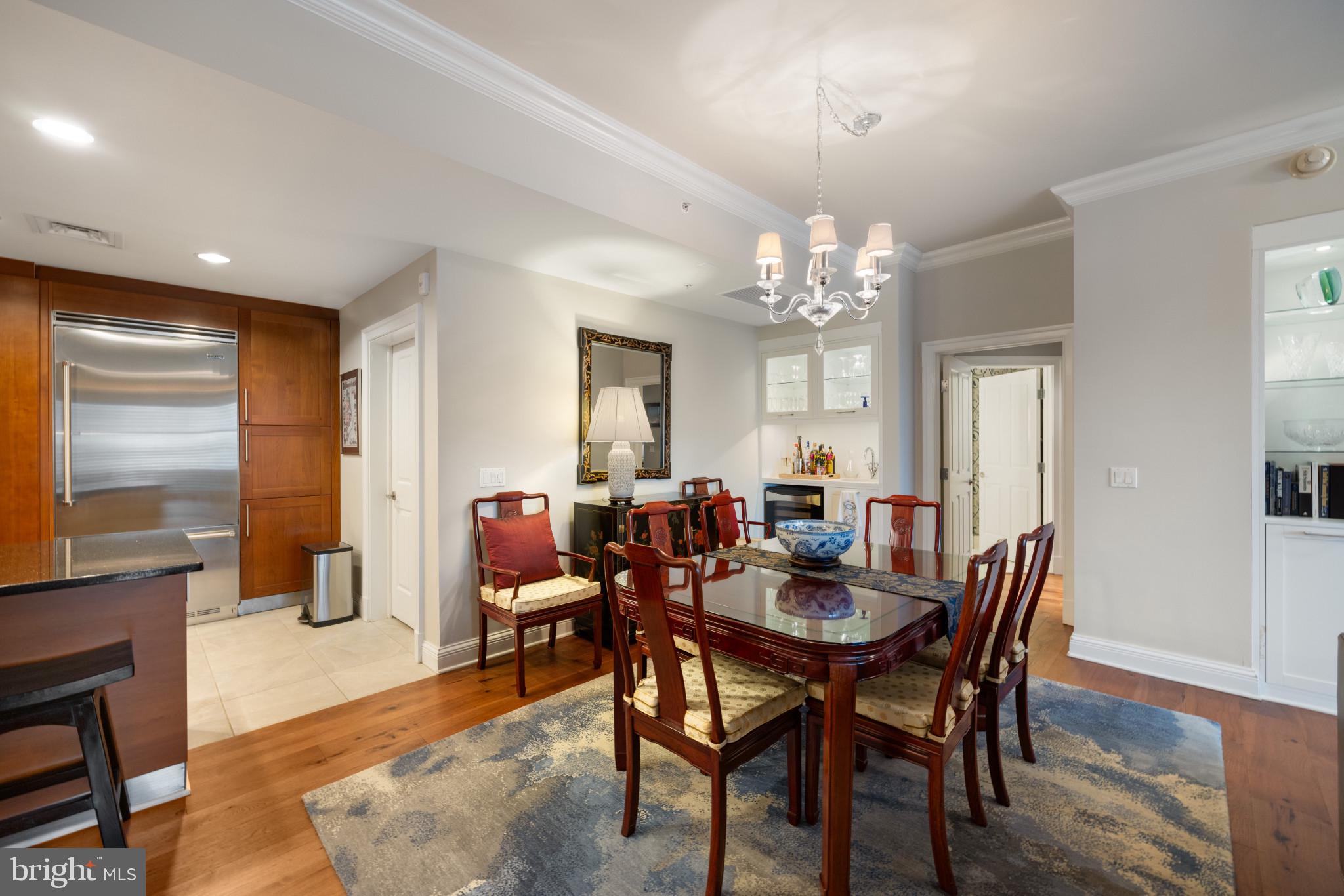 THE RITZ-CARLTON RESIDENCES - Residential