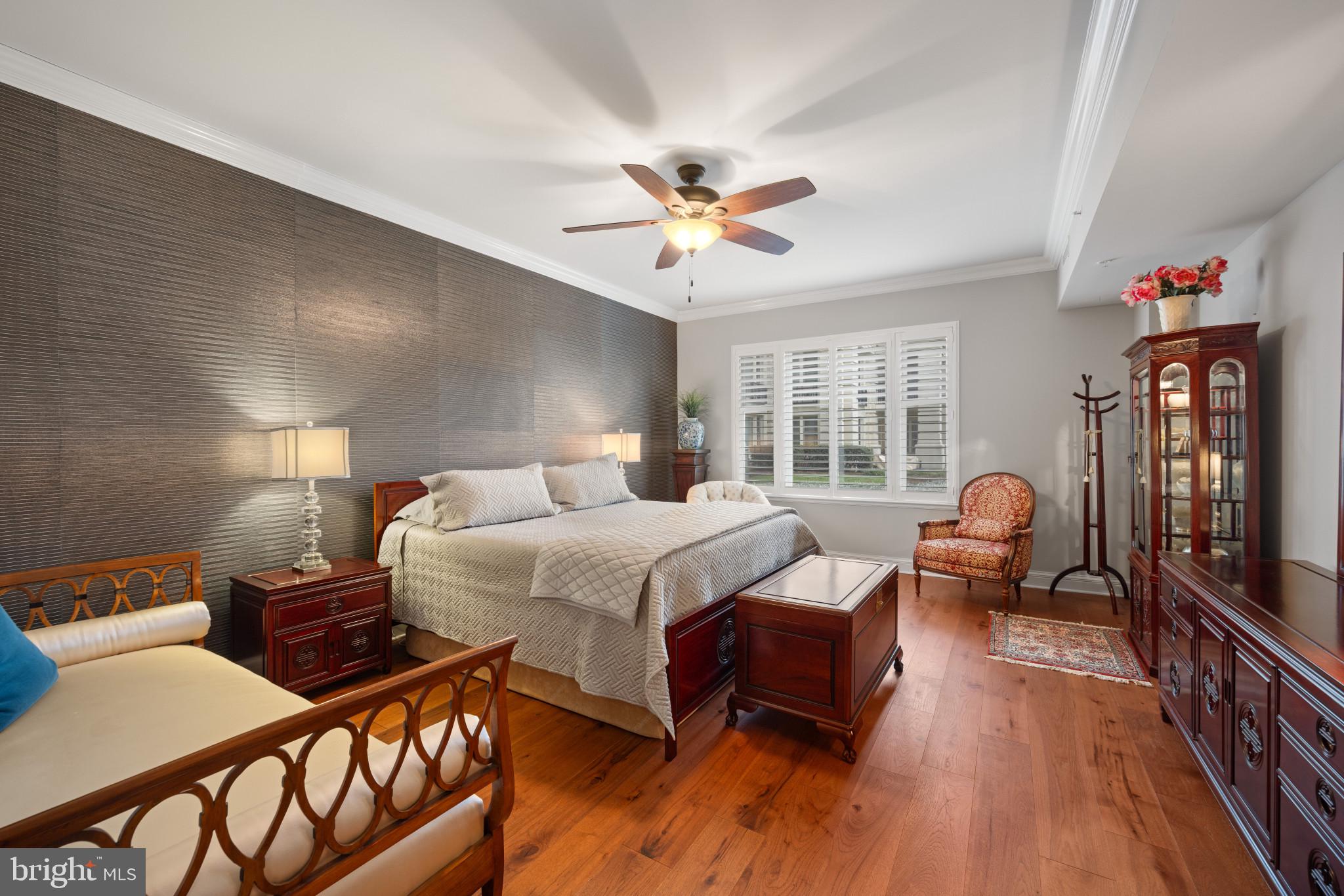 THE RITZ-CARLTON RESIDENCES - Residential