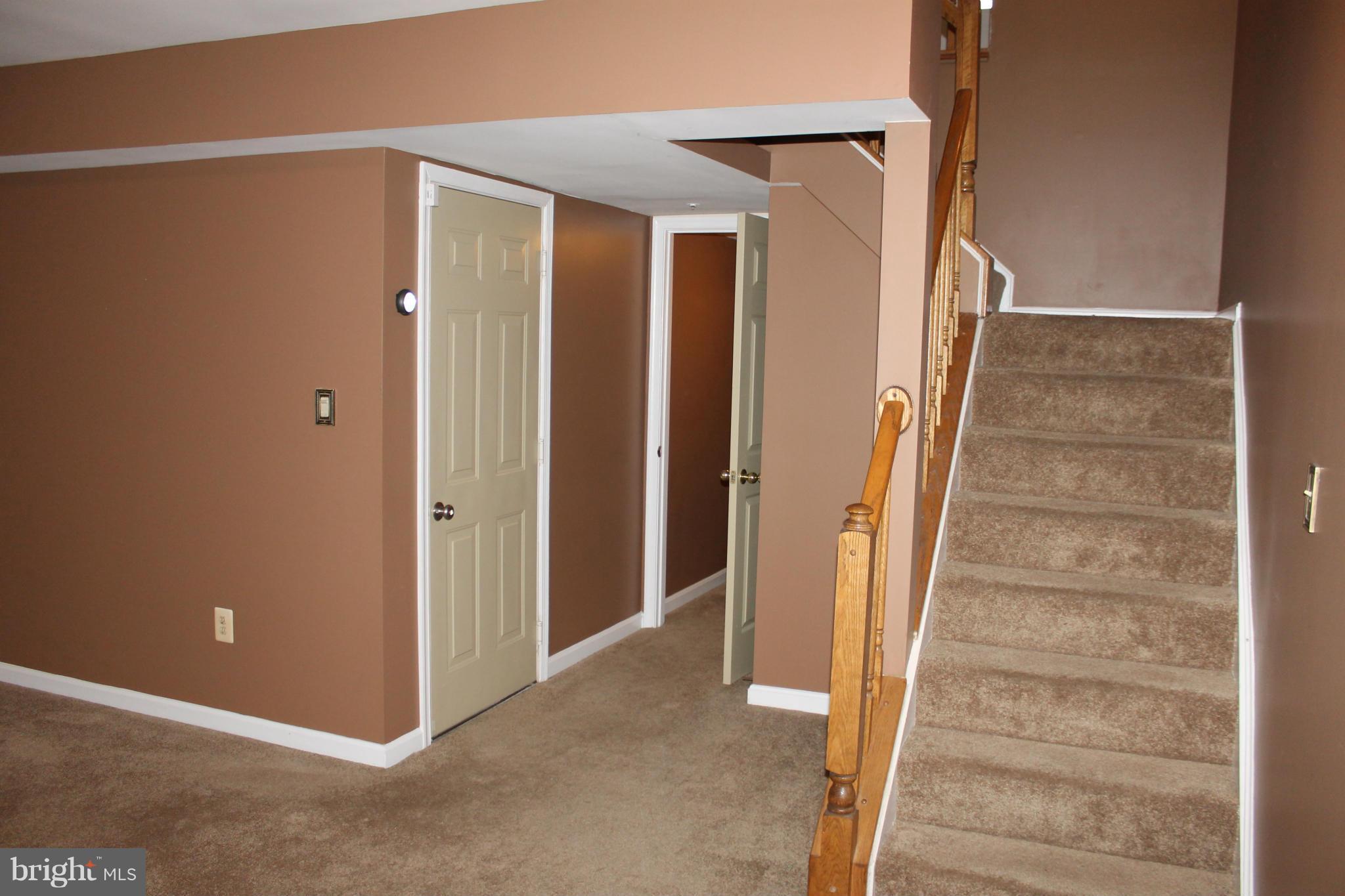 VILLAGES OF MARLBOROUGH - Residential Lease