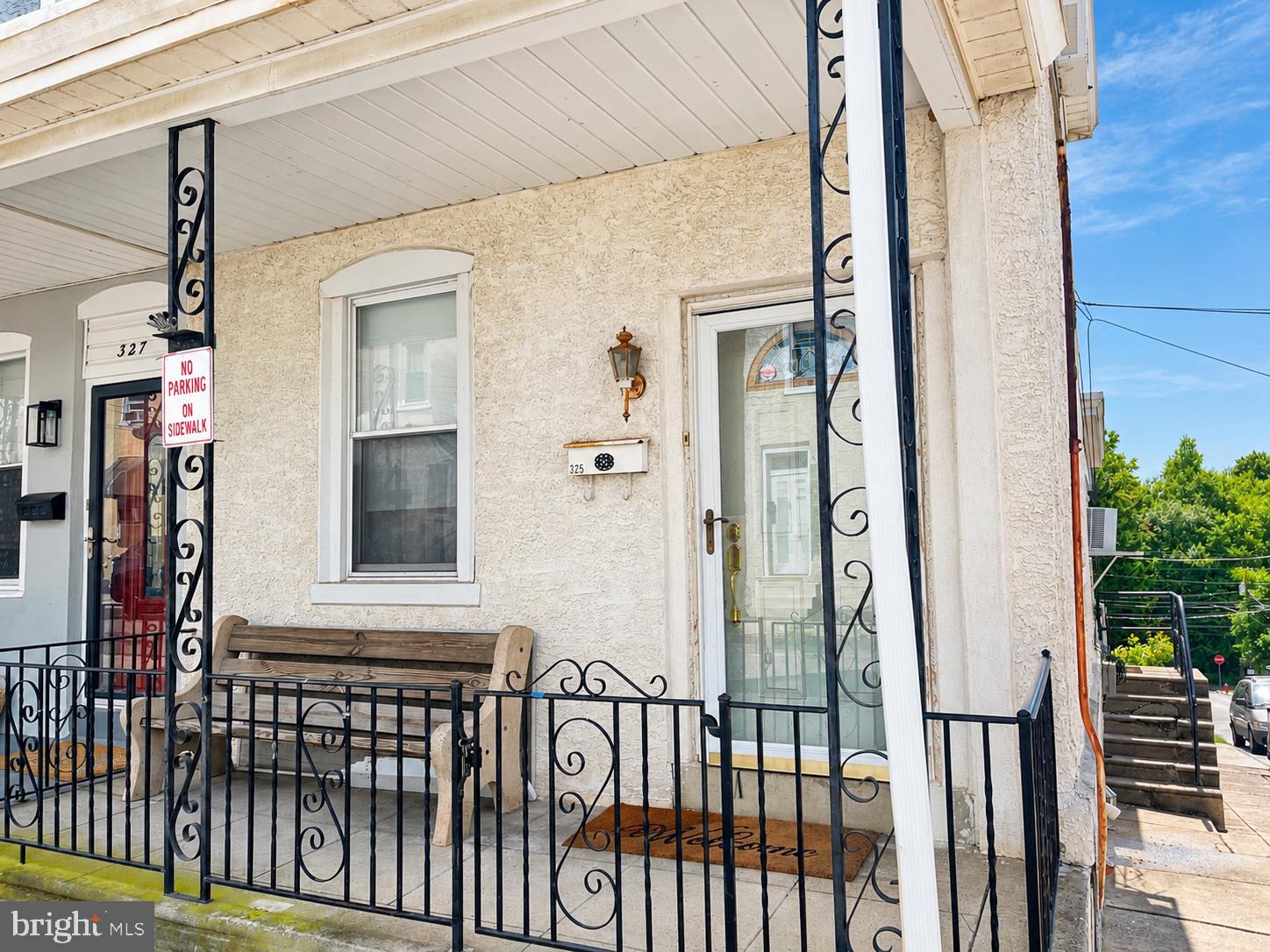 325 DELMAR STREET