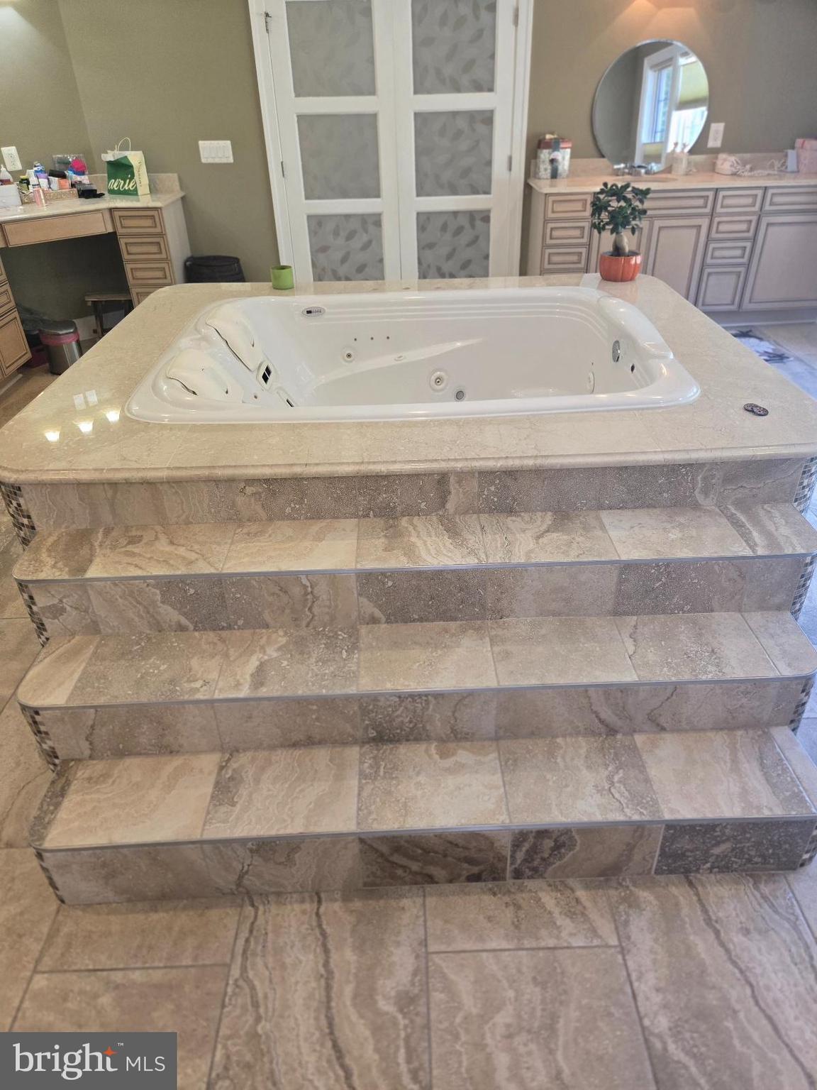 HIGHLAND ACRES - Residential