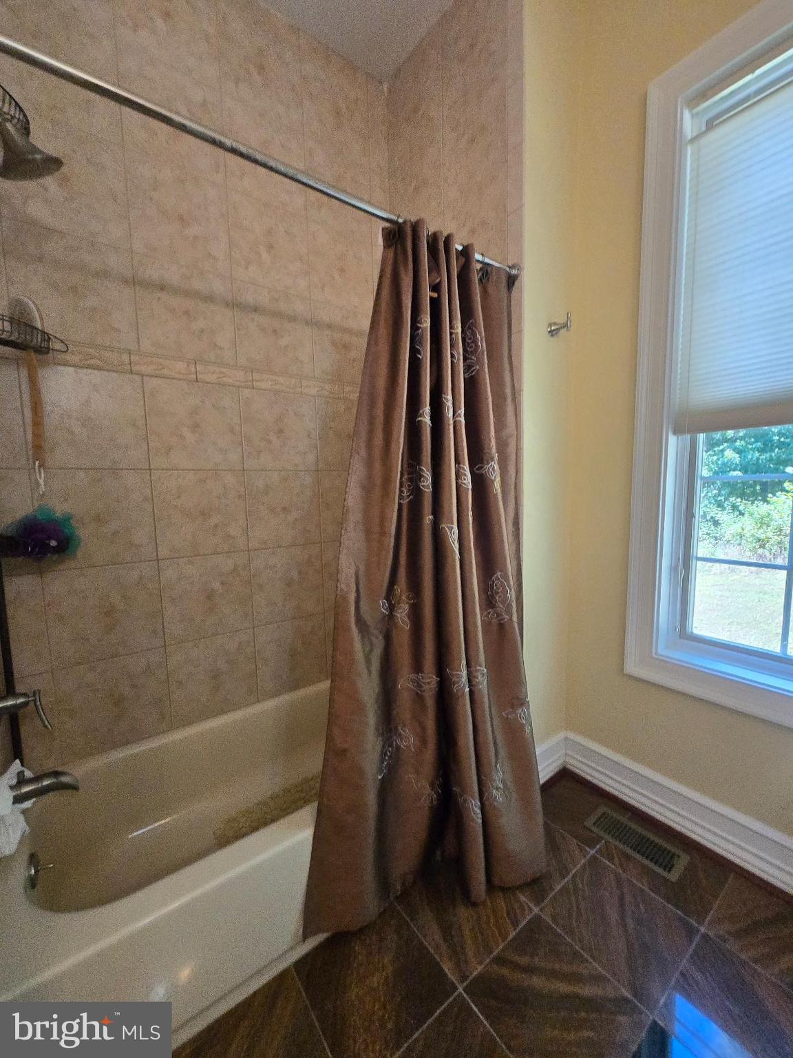 HIGHLAND ACRES - Residential