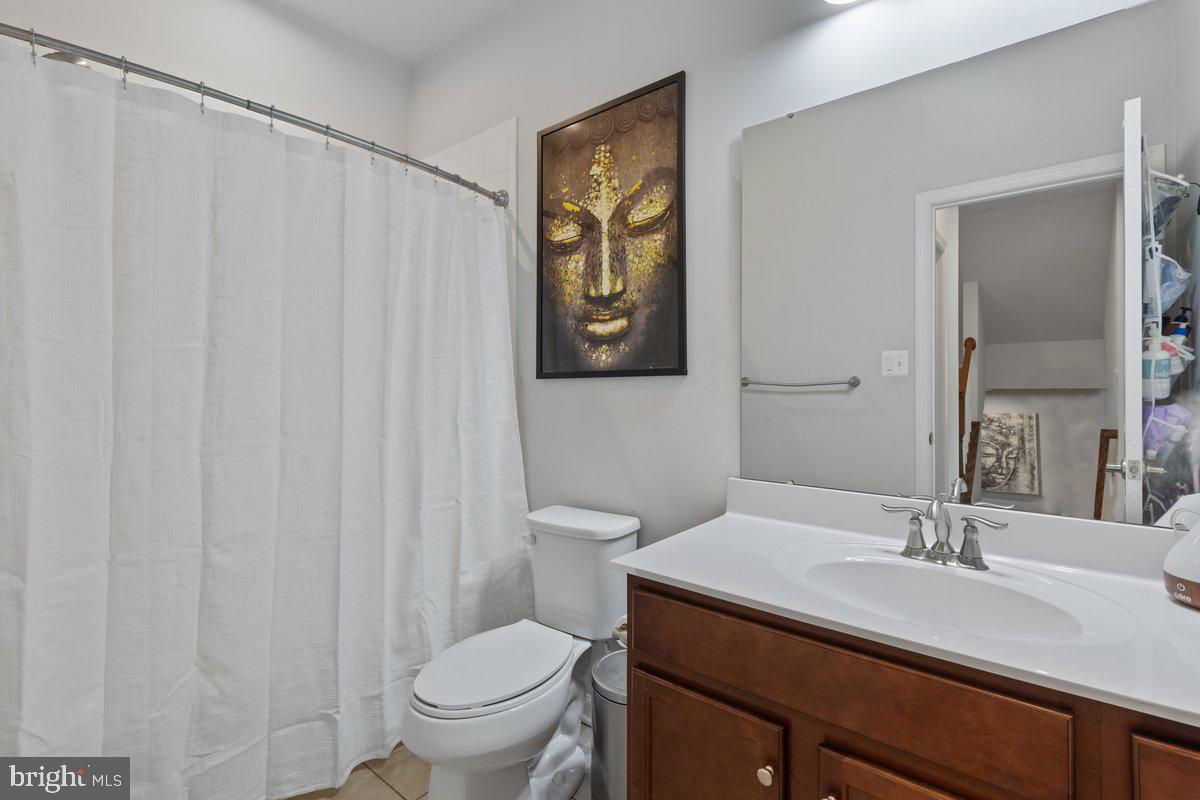 WESTCHESTER SQUARE - Residential