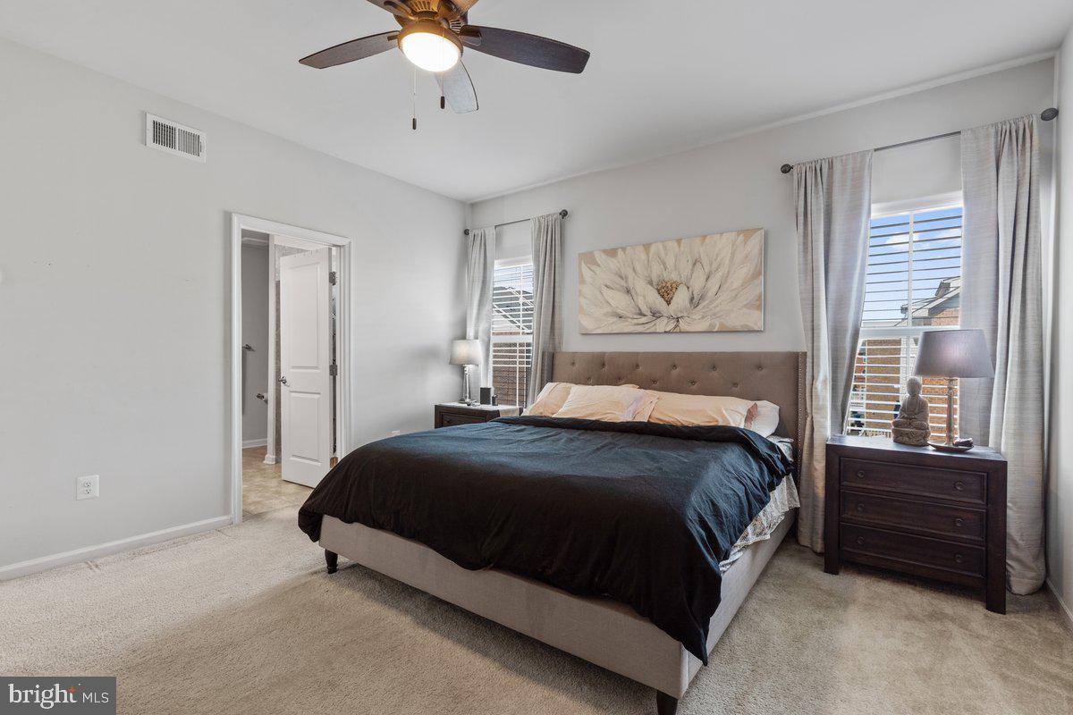 WESTCHESTER SQUARE - Residential