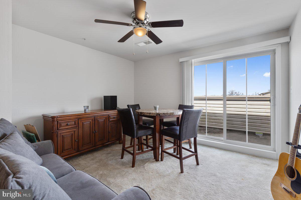 WESTCHESTER SQUARE - Residential