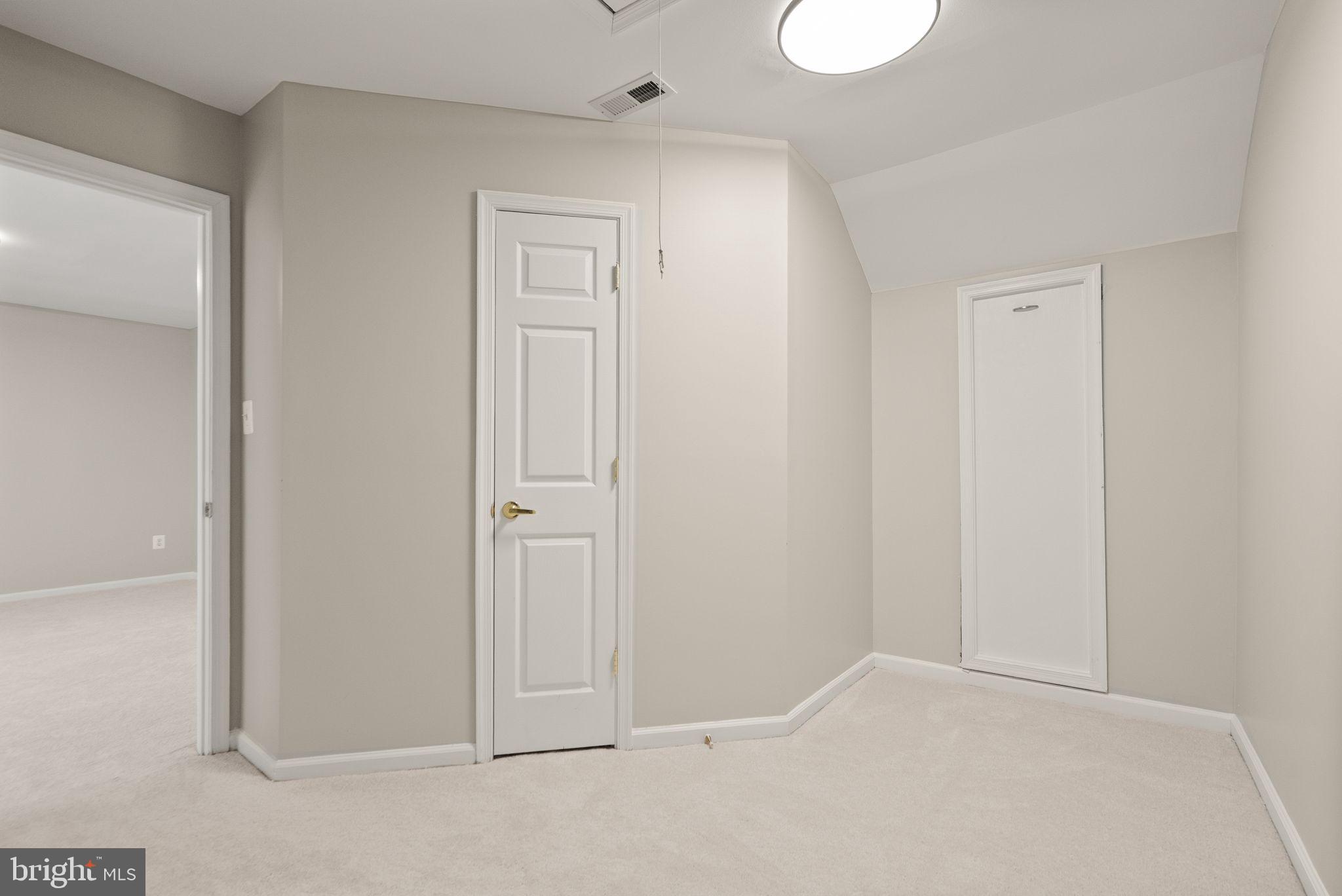 HERITAGE HUNT - Residential