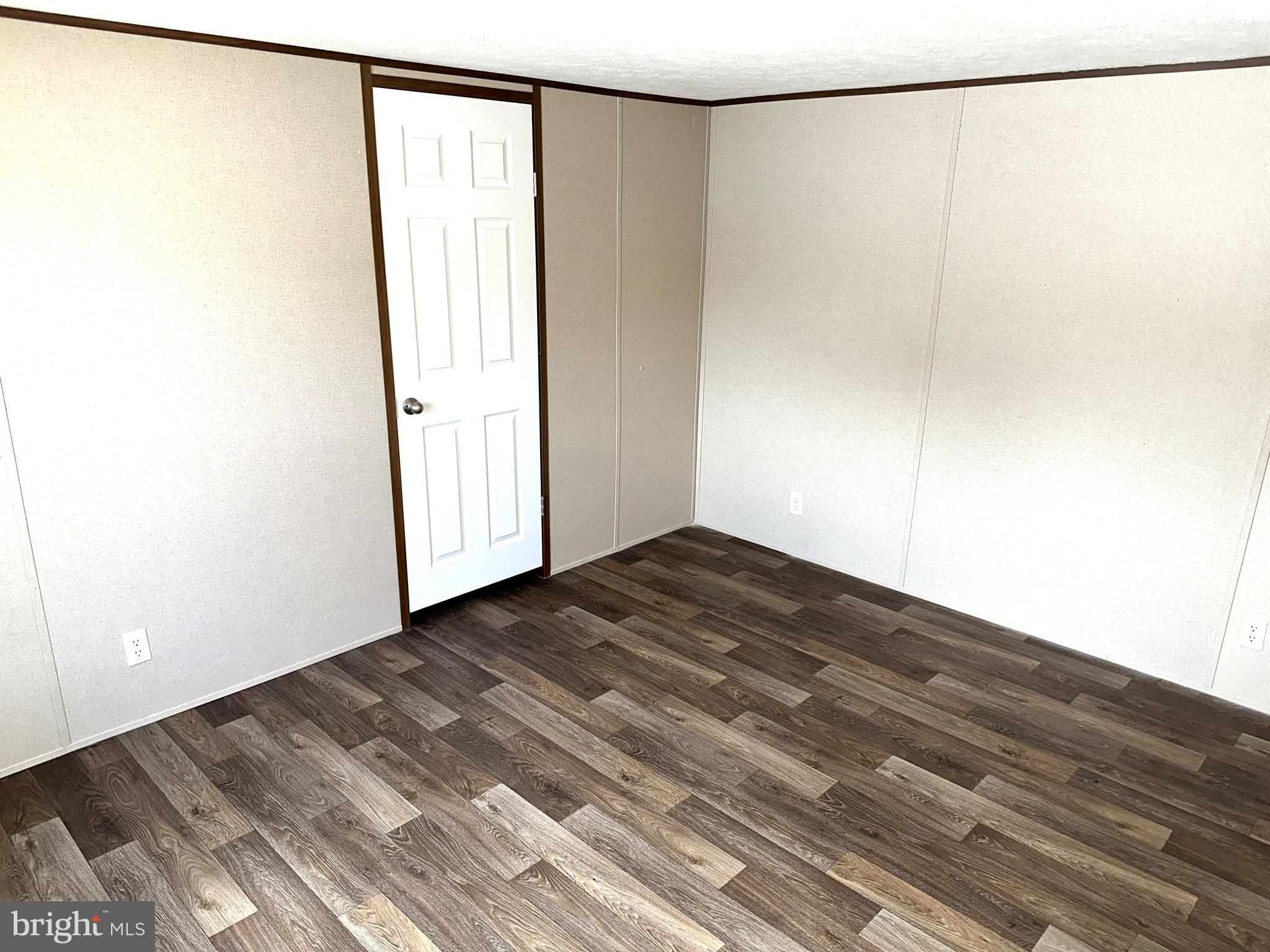 ROL PARK VILLAGE - Residential