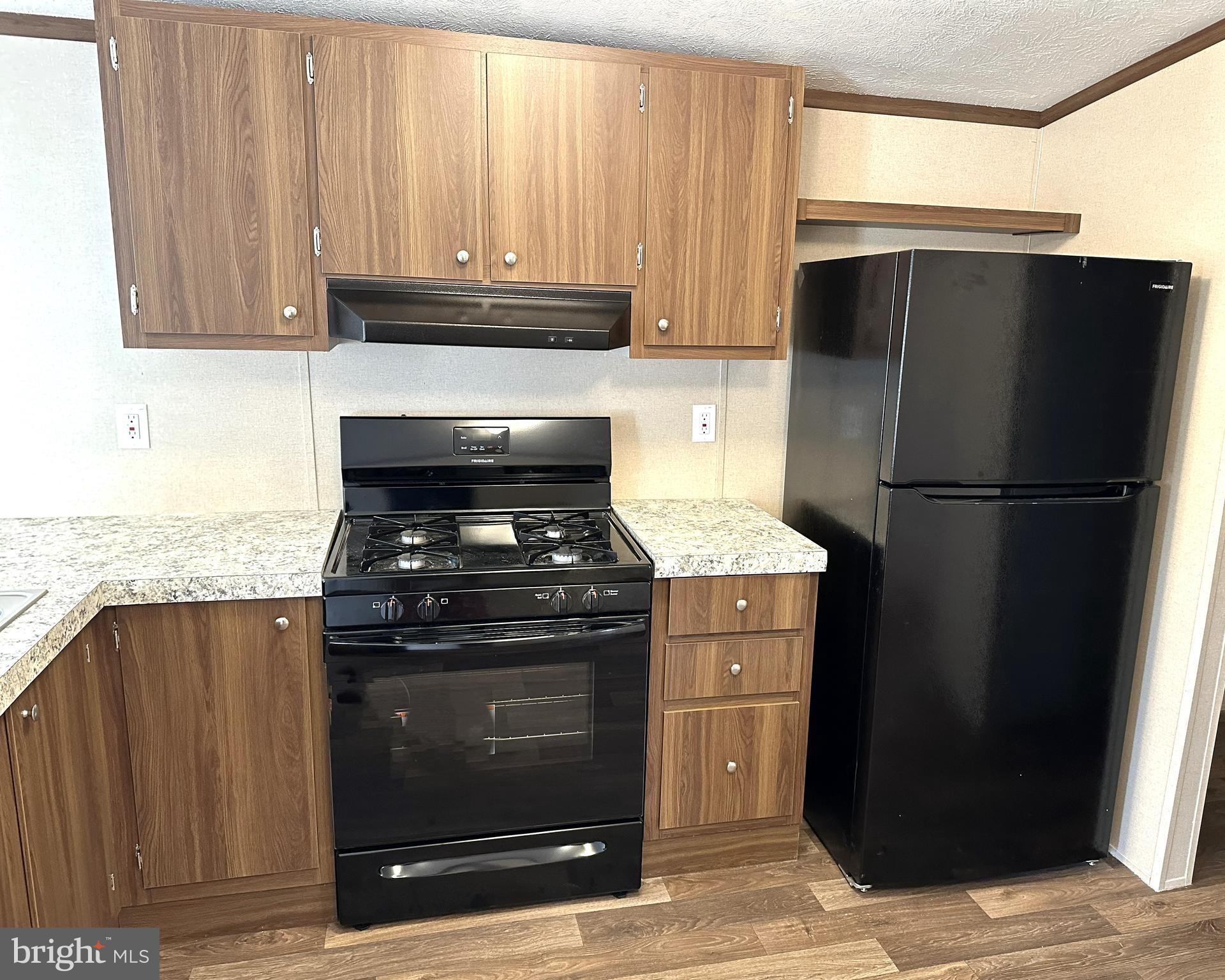 ROL PARK VILLAGE - Residential