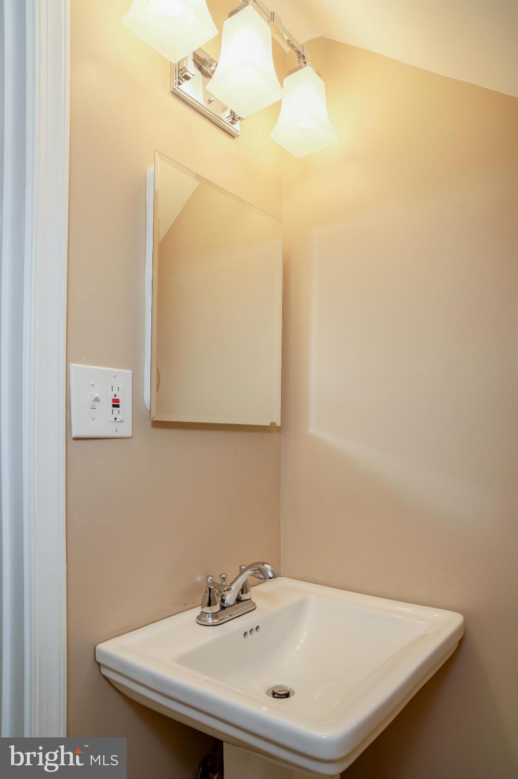 OLE LONGFIELD - Residential