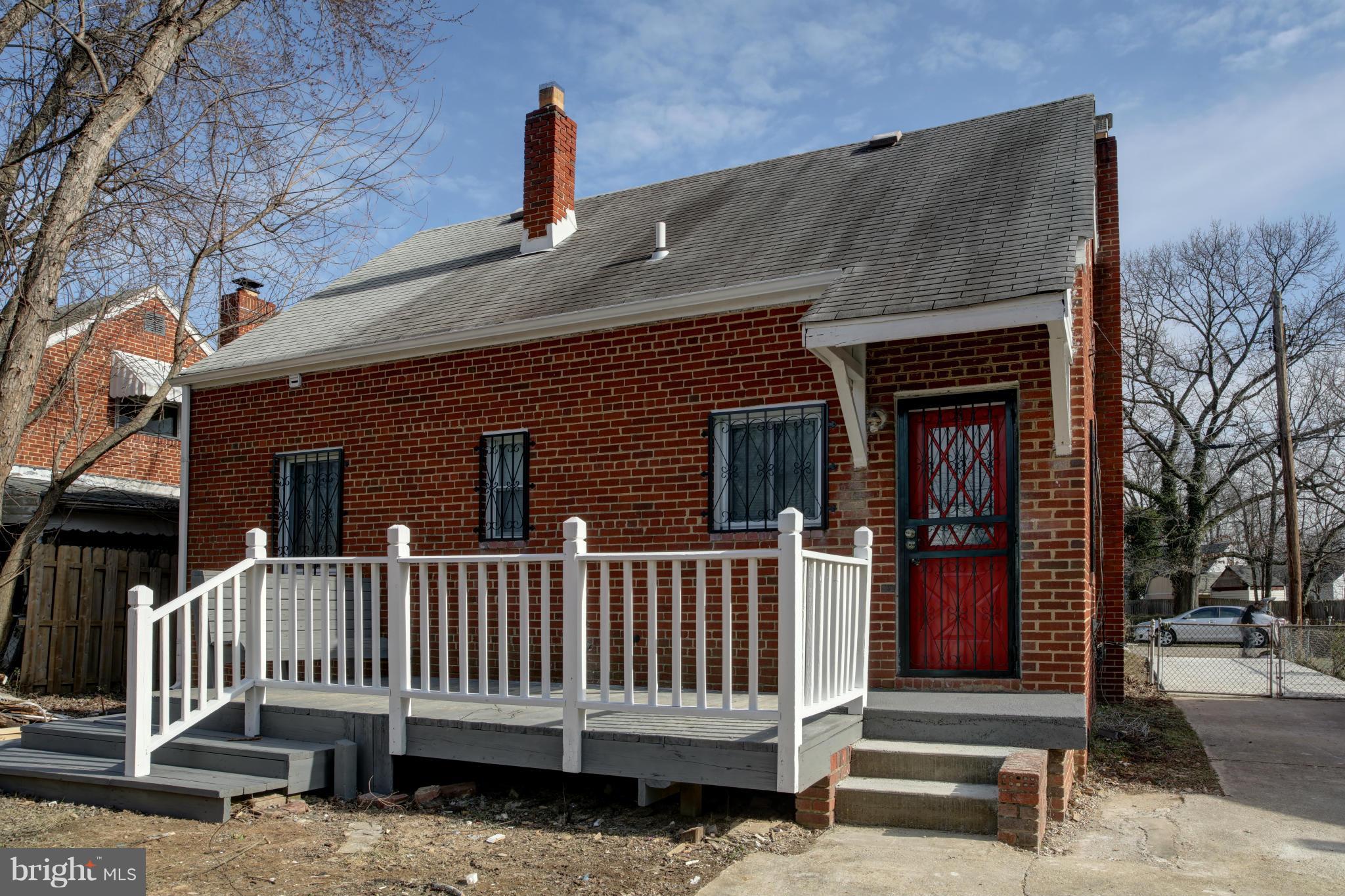 OLE LONGFIELD - Residential