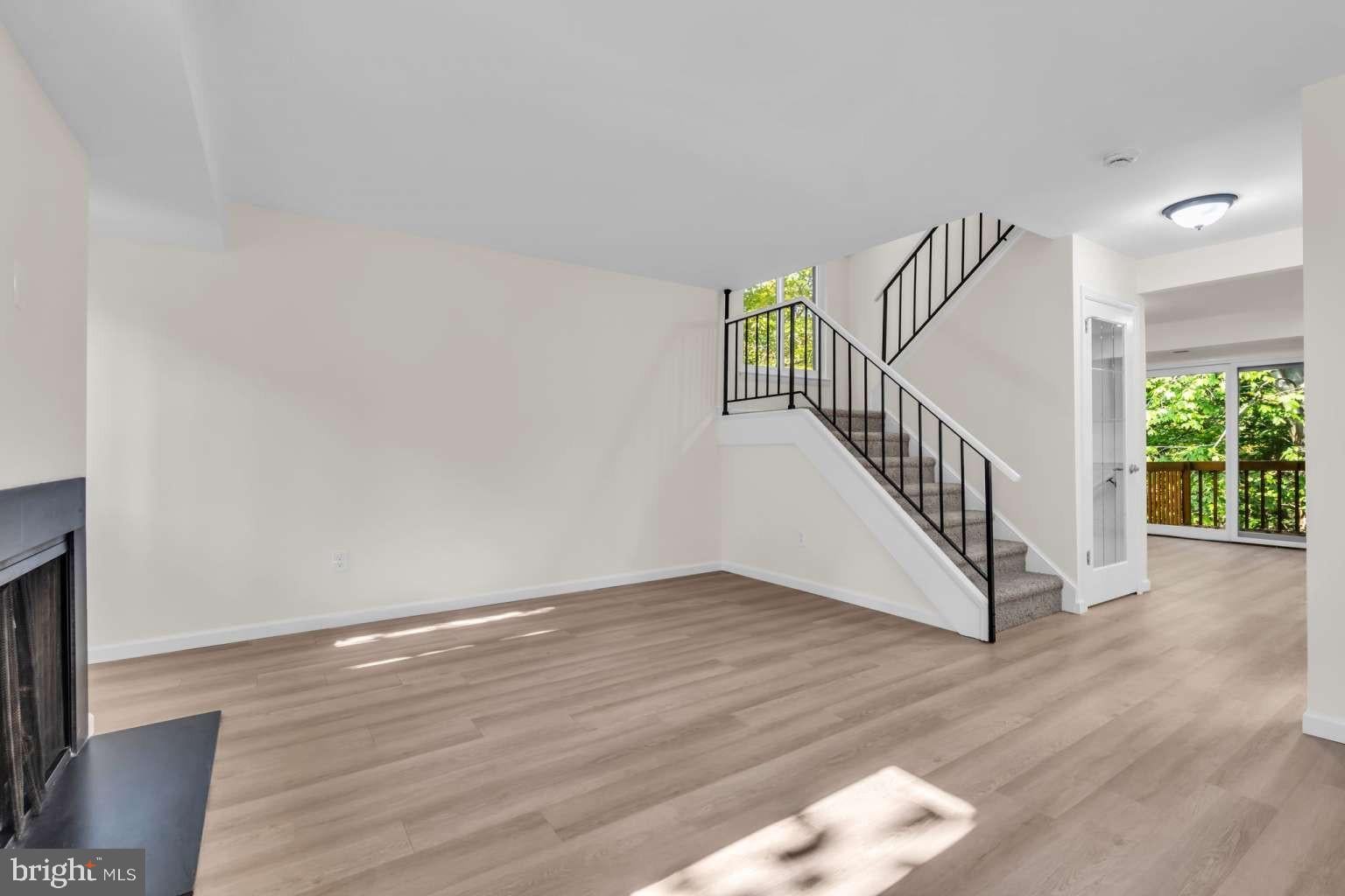 22 TROWBRIDGE LANE