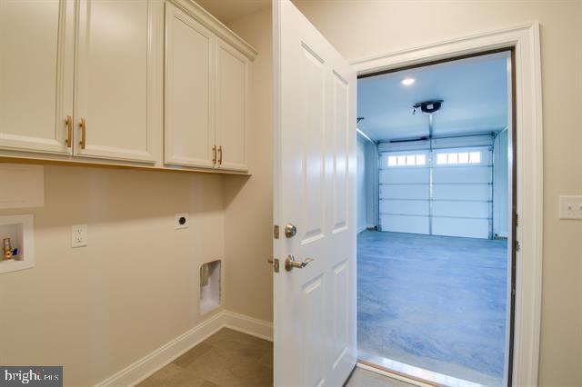 MYERS CORNER - Residential