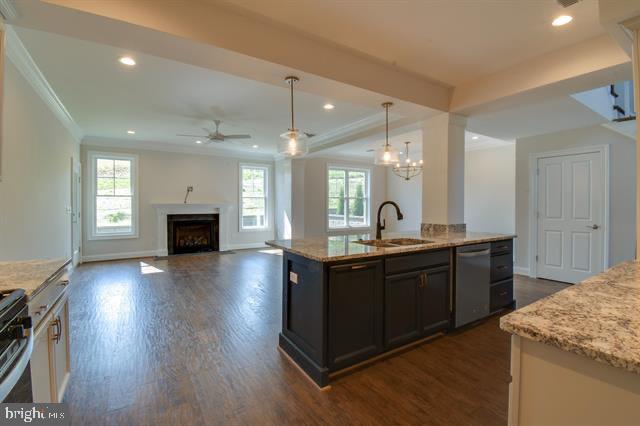 MYERS CORNER - Residential