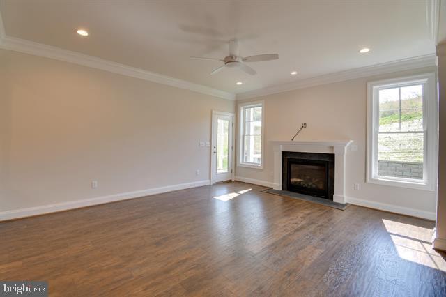 MYERS CORNER - Residential