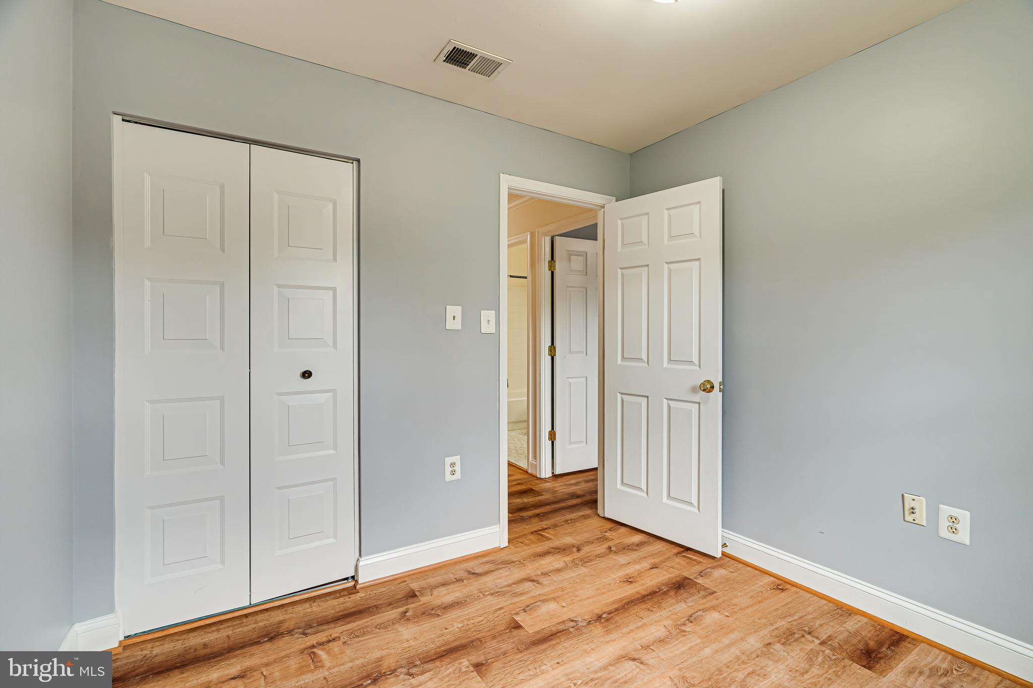 HERITAGE CROSSING - Residential Lease