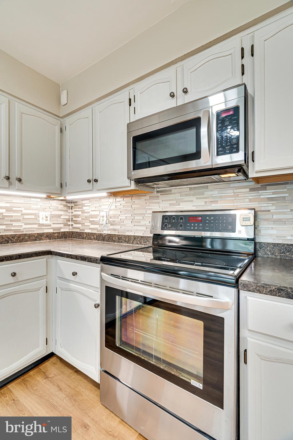 HERITAGE CROSSING - Residential Lease