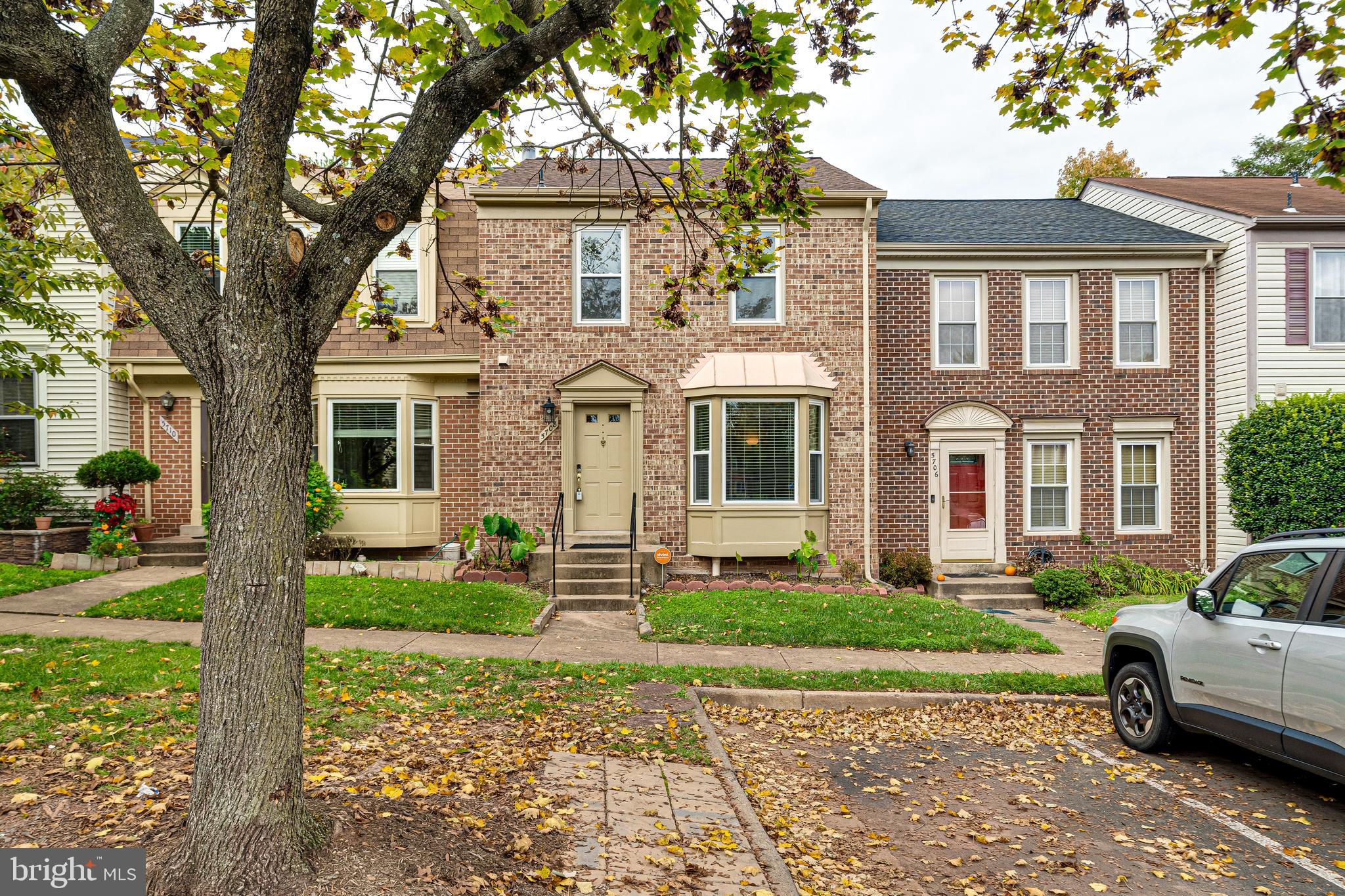 HERITAGE CROSSING - Residential Lease