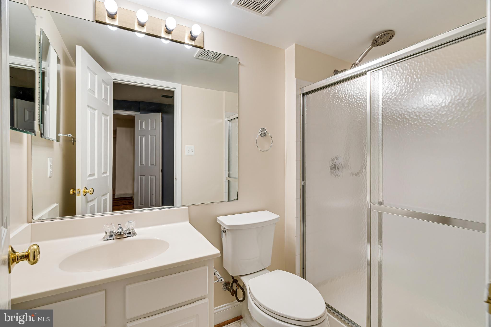 HERITAGE CROSSING - Residential Lease