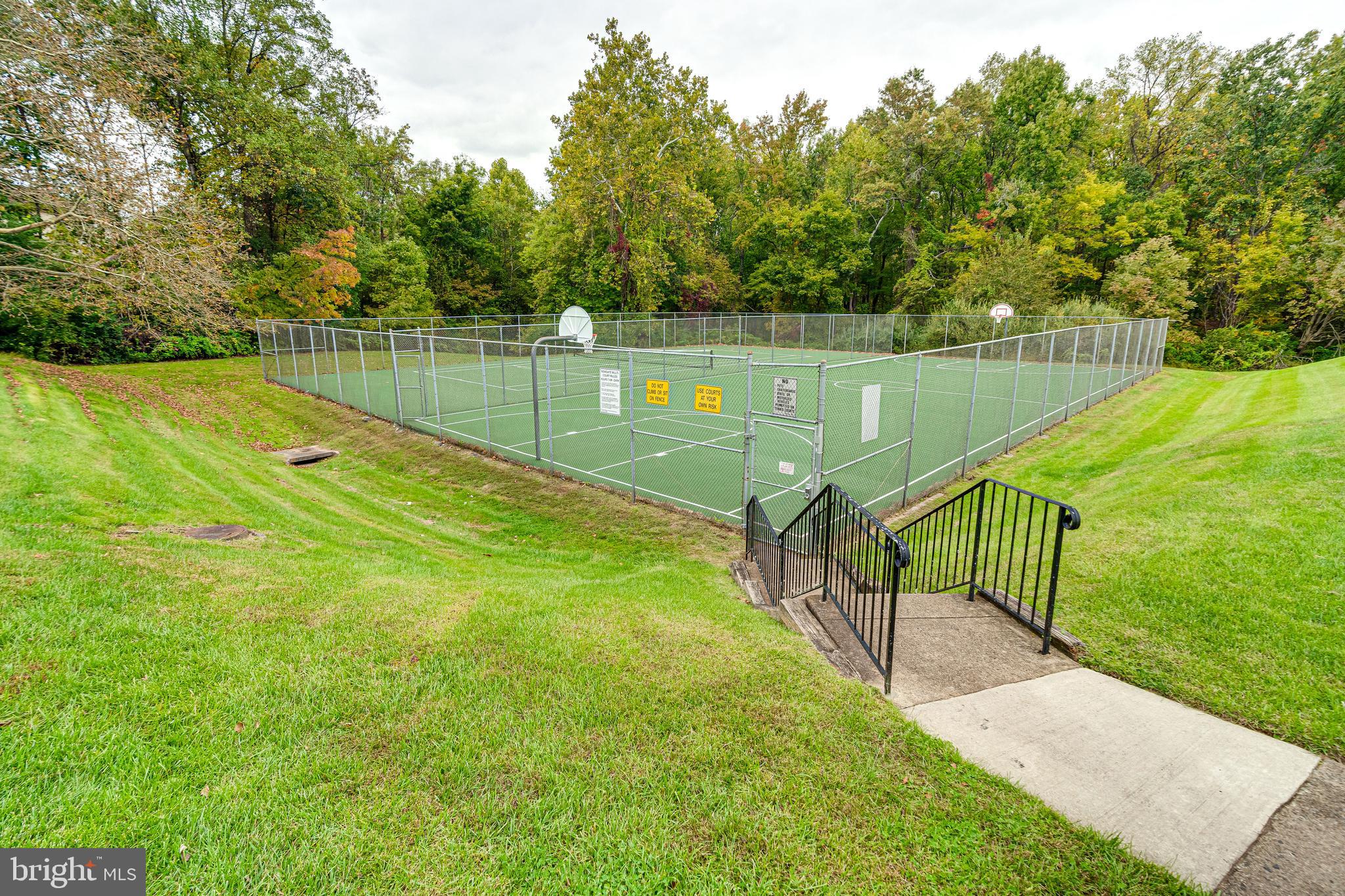 HERITAGE CROSSING - Residential Lease