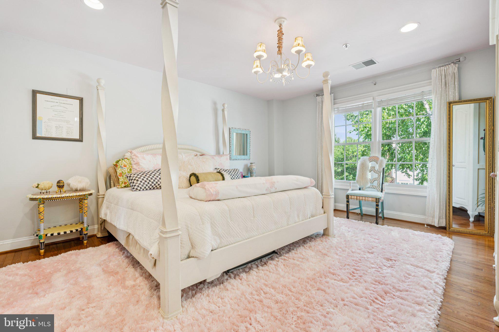 FALLSGROVE - Residential