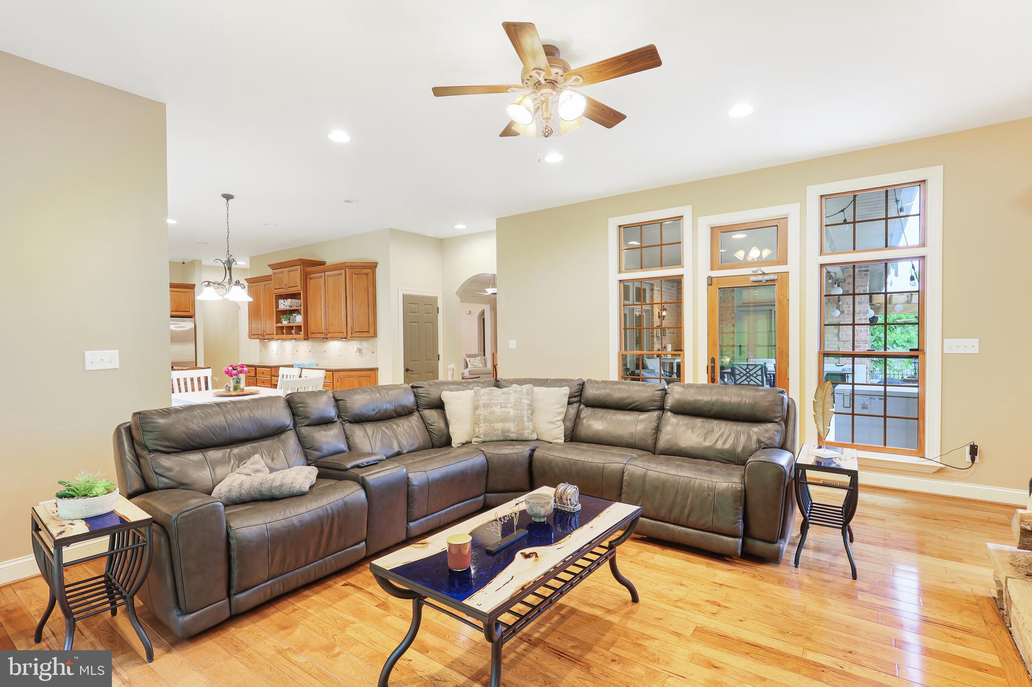 LAKEWOOD - Residential