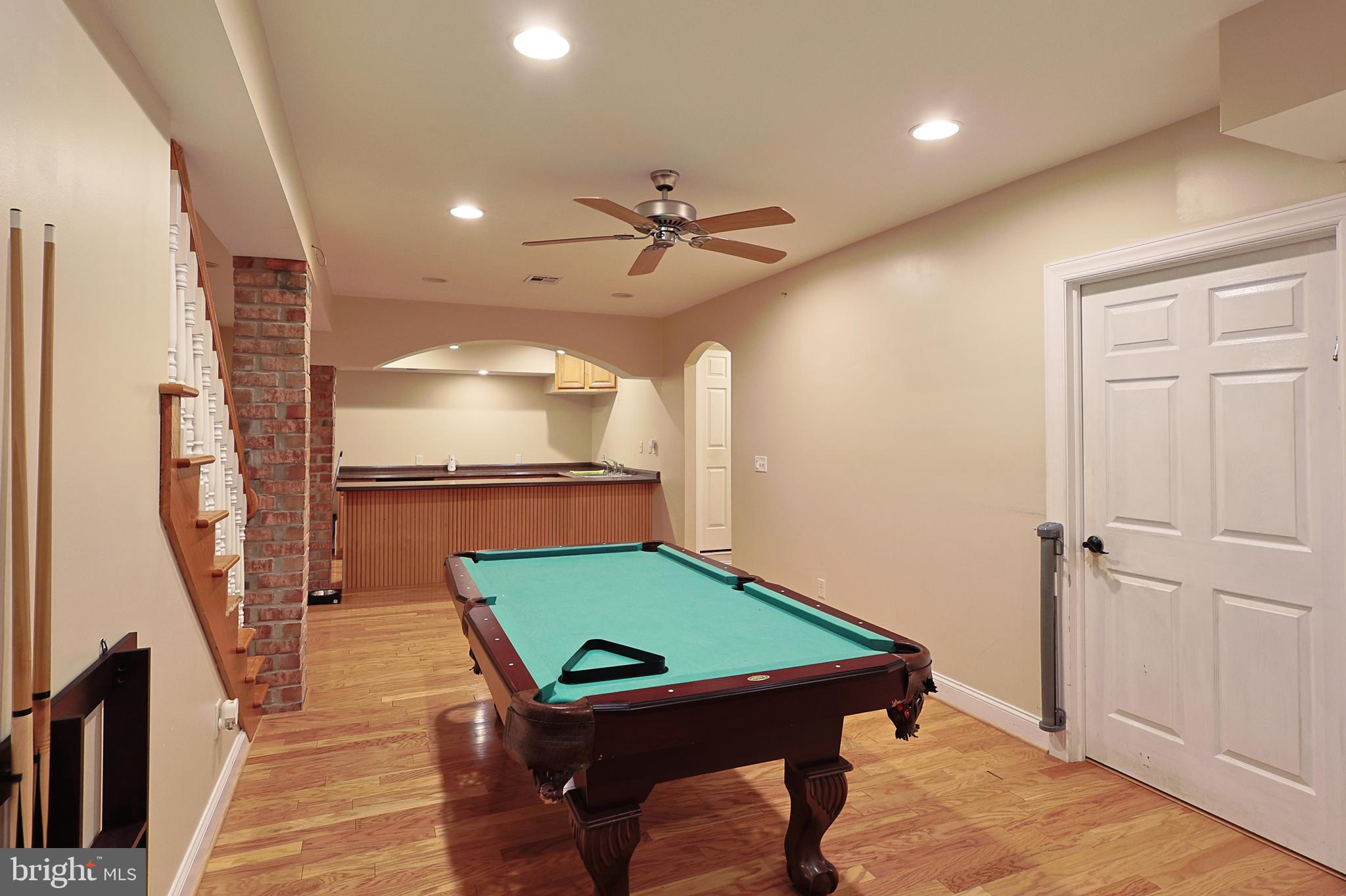 LAKEWOOD - Residential