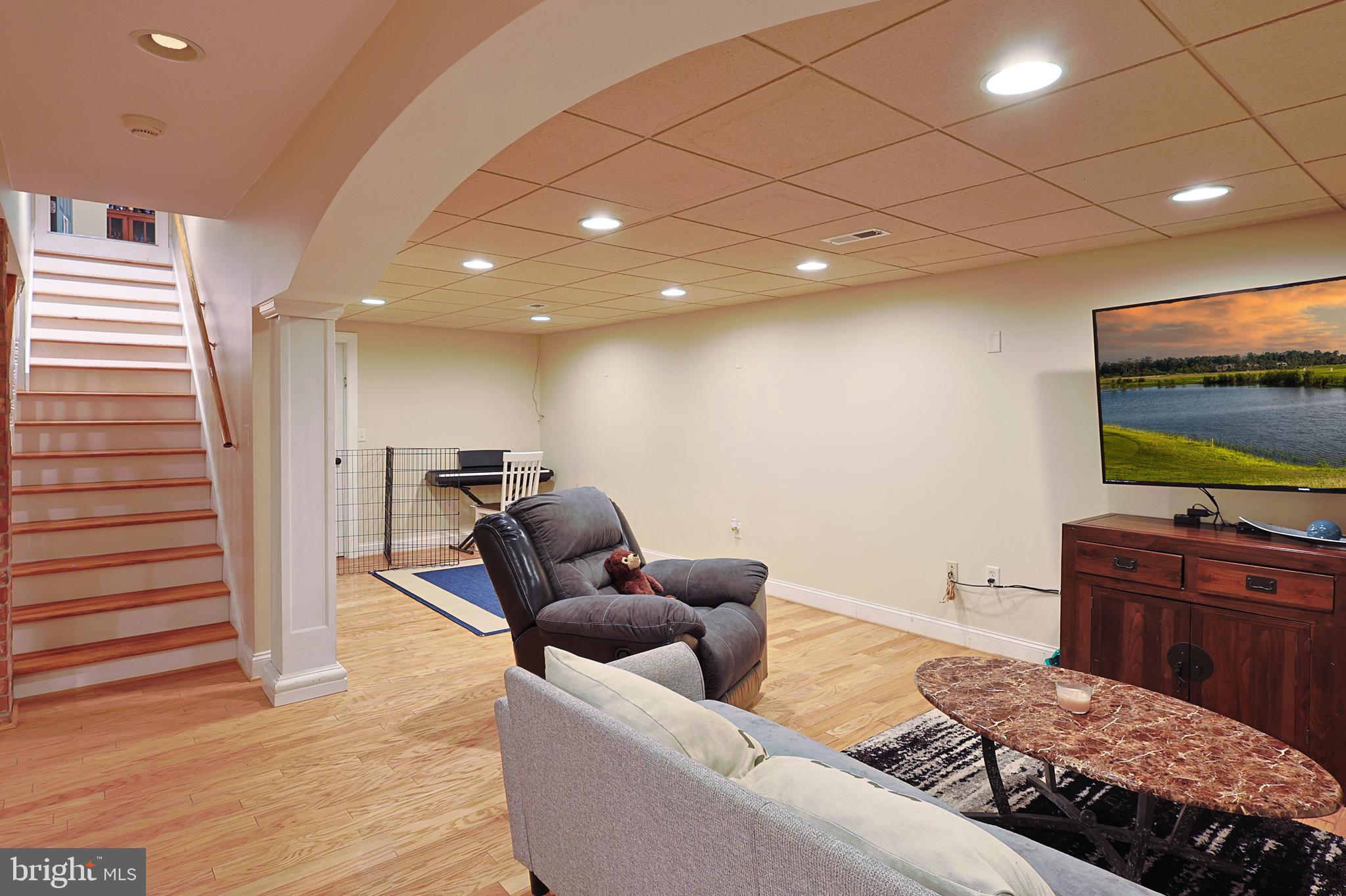 LAKEWOOD - Residential