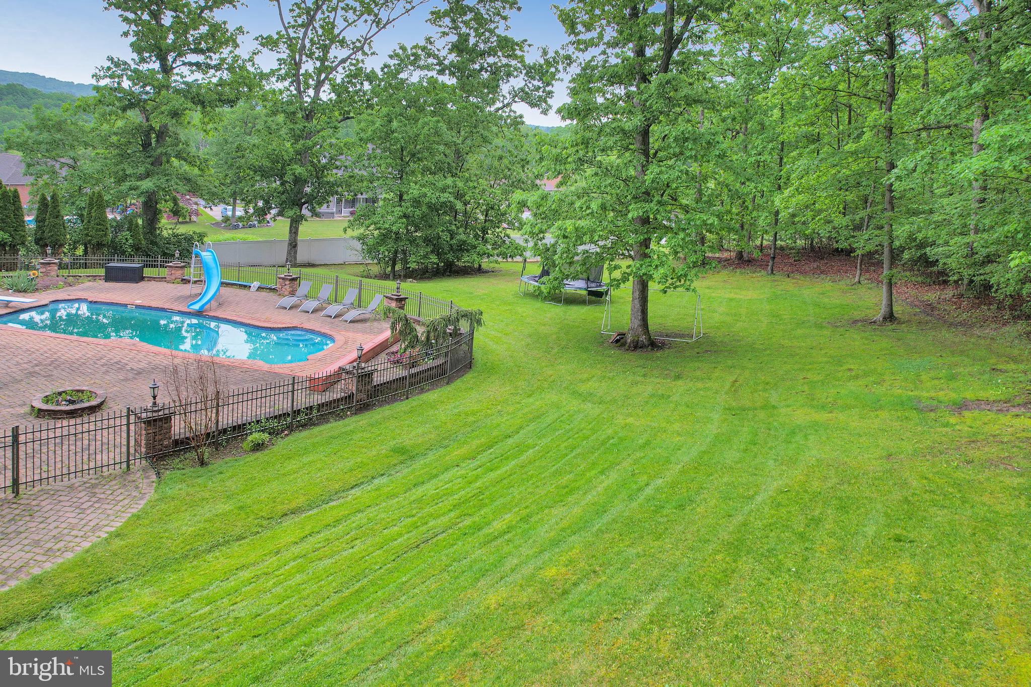 LAKEWOOD - Residential