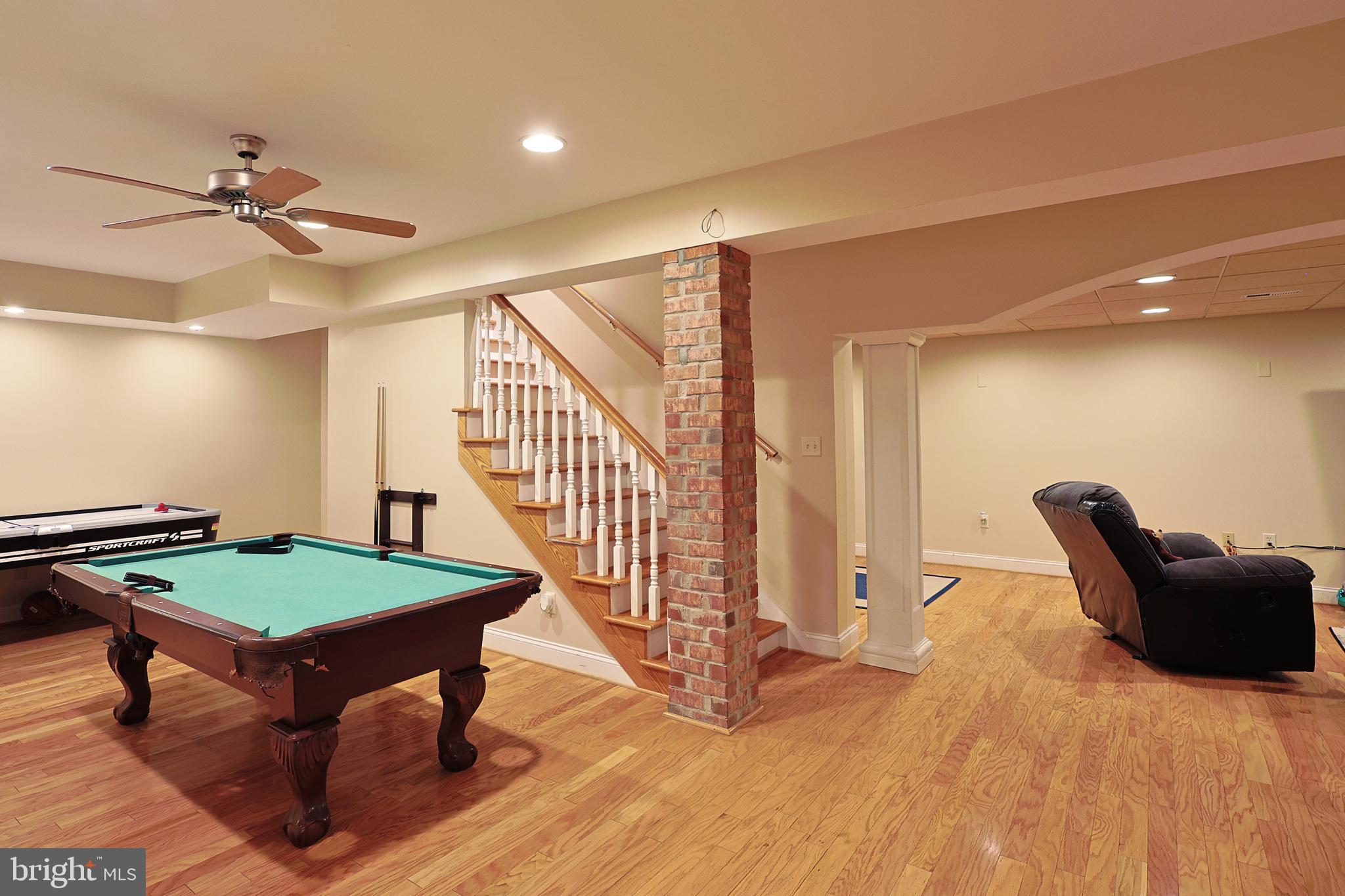 LAKEWOOD - Residential