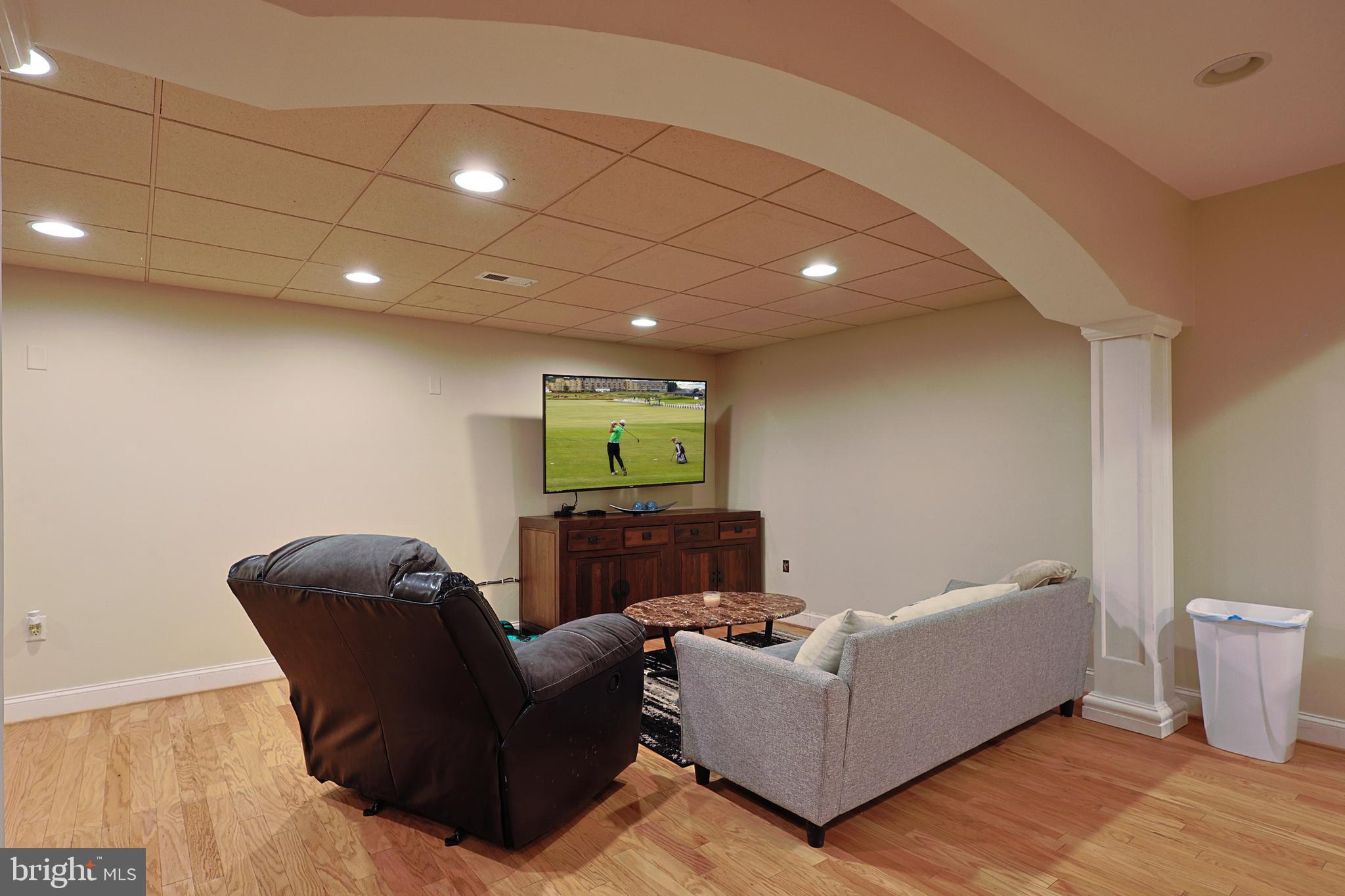 LAKEWOOD - Residential