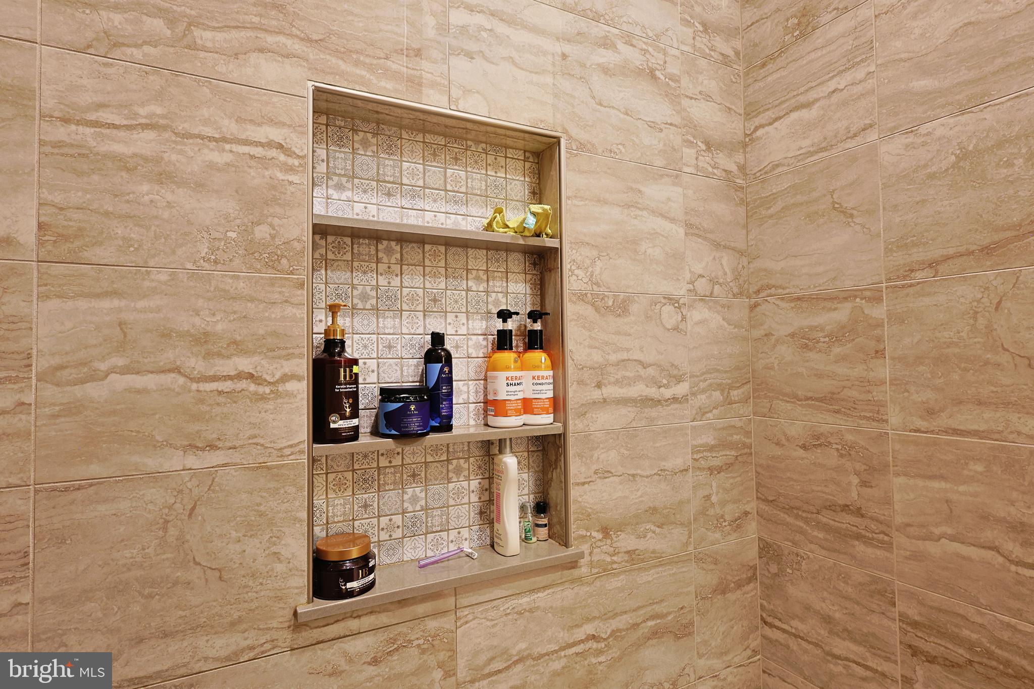 LAKEWOOD - Residential