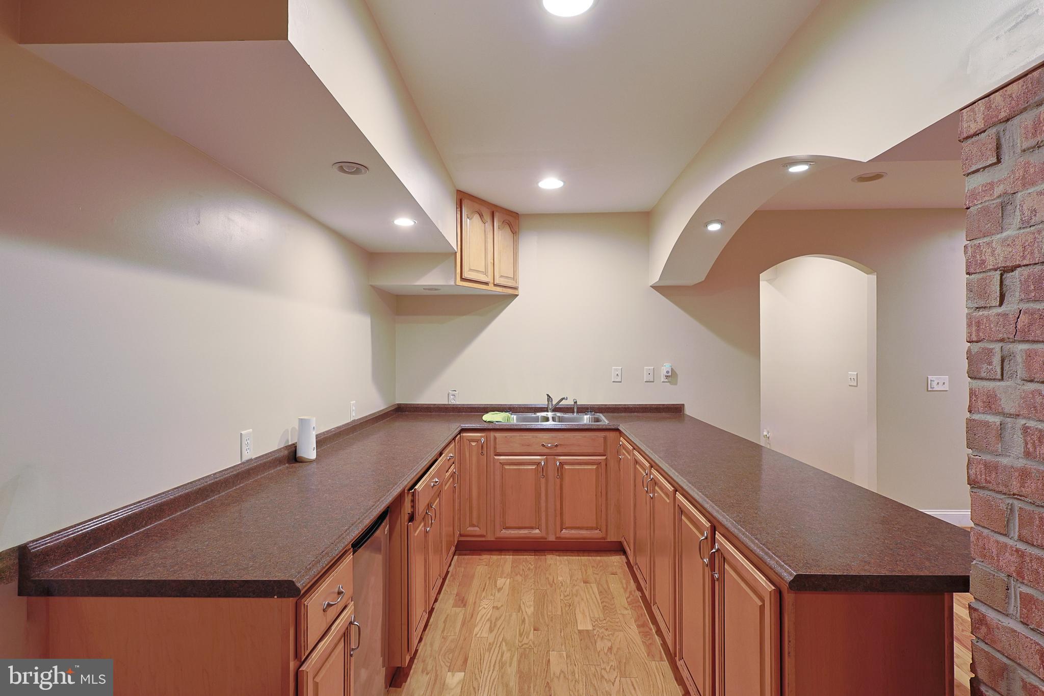 LAKEWOOD - Residential