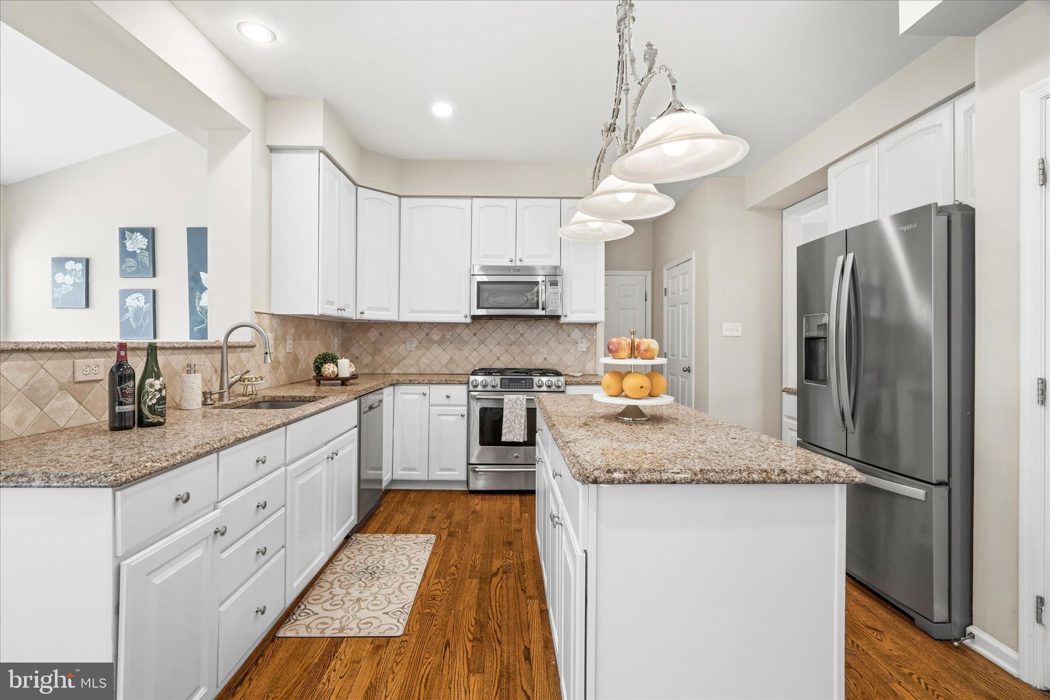 CAMBRIDGE FARMS - Residential