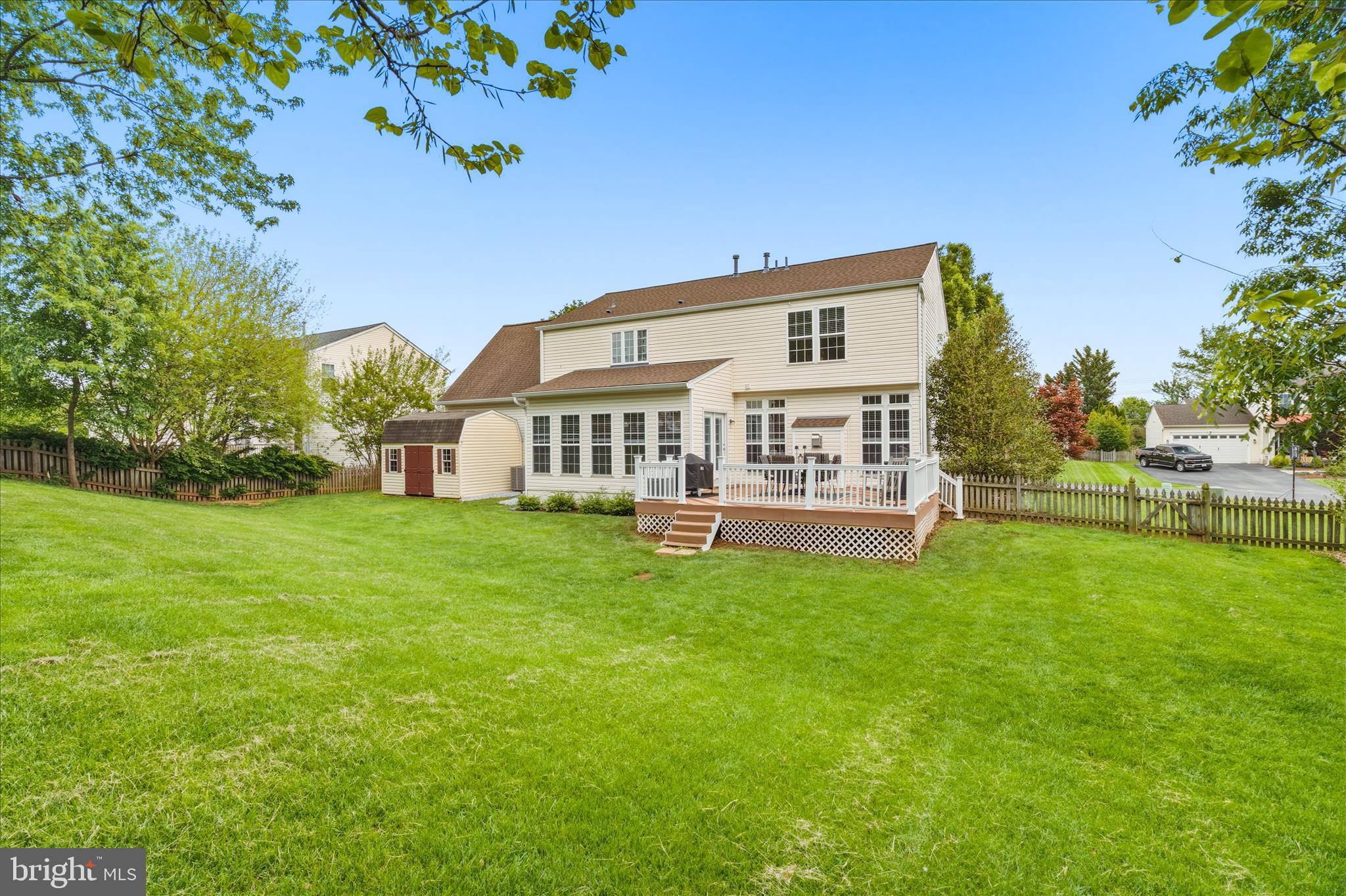 CAMBRIDGE FARMS - Residential