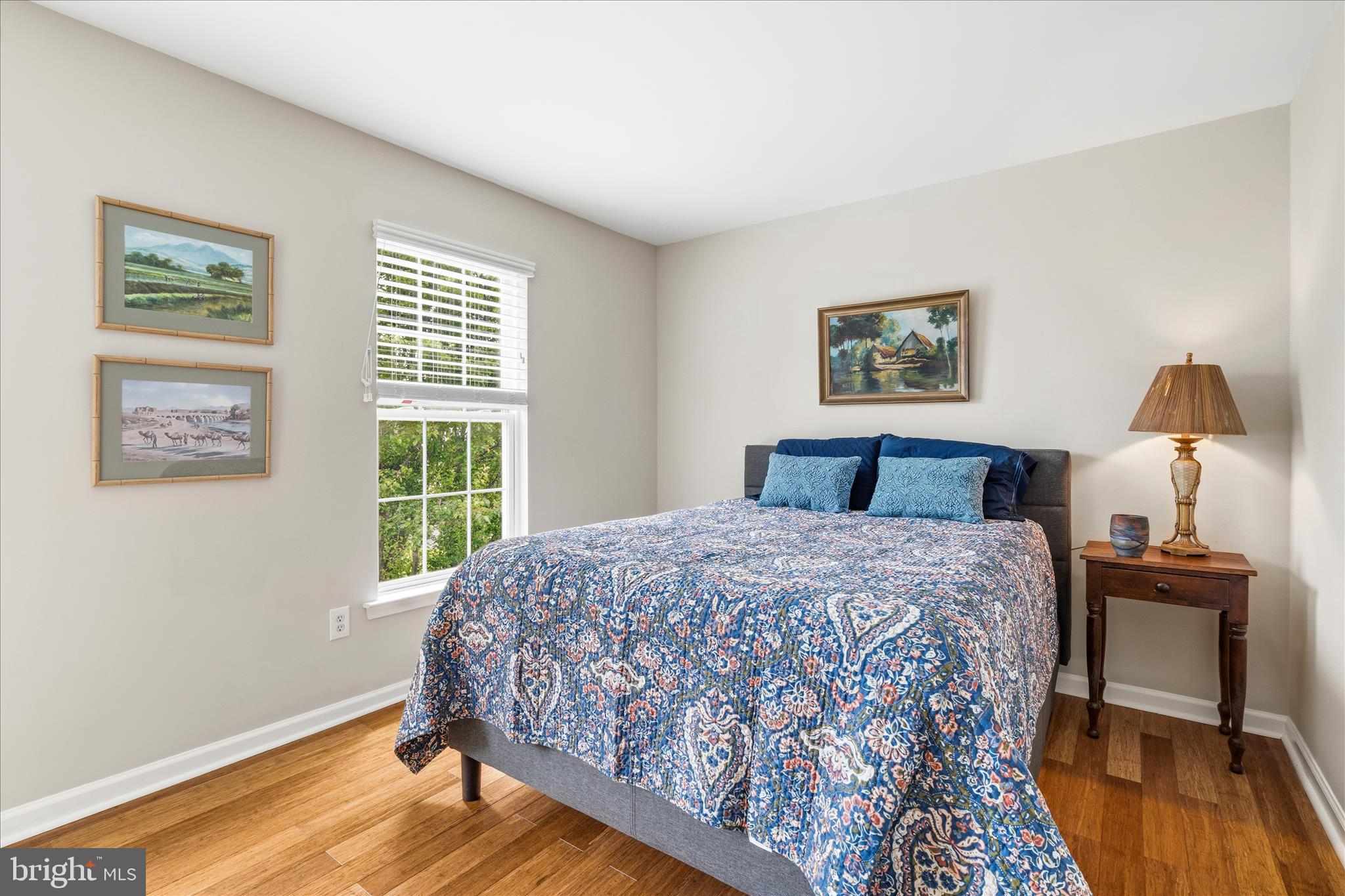 CAMBRIDGE FARMS - Residential