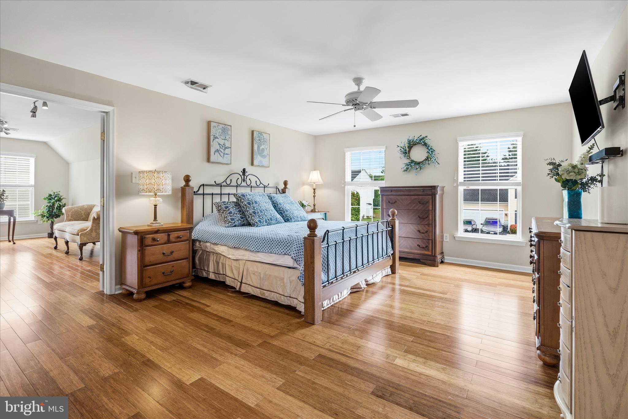CAMBRIDGE FARMS - Residential
