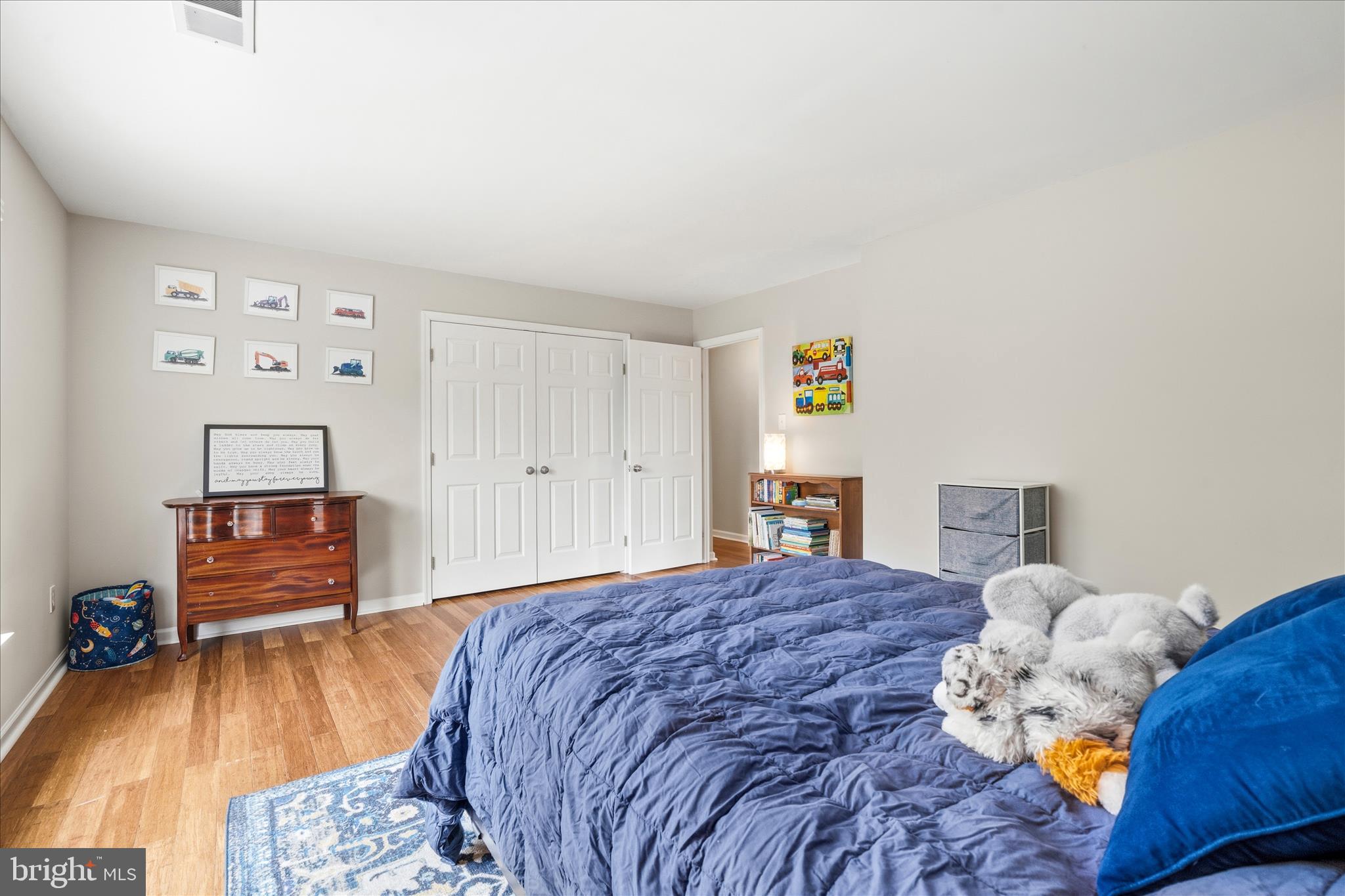 CAMBRIDGE FARMS - Residential