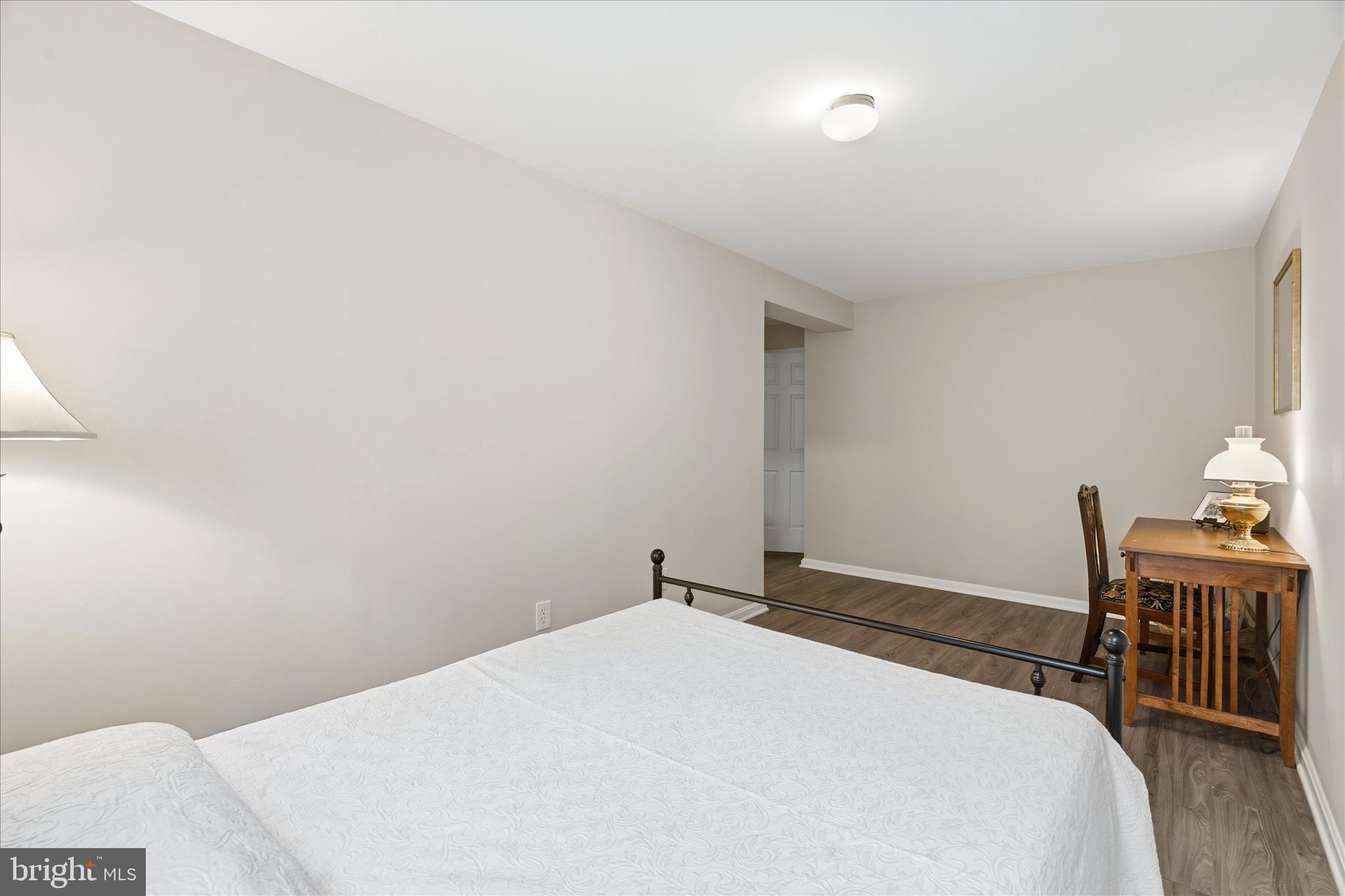CAMBRIDGE FARMS - Residential