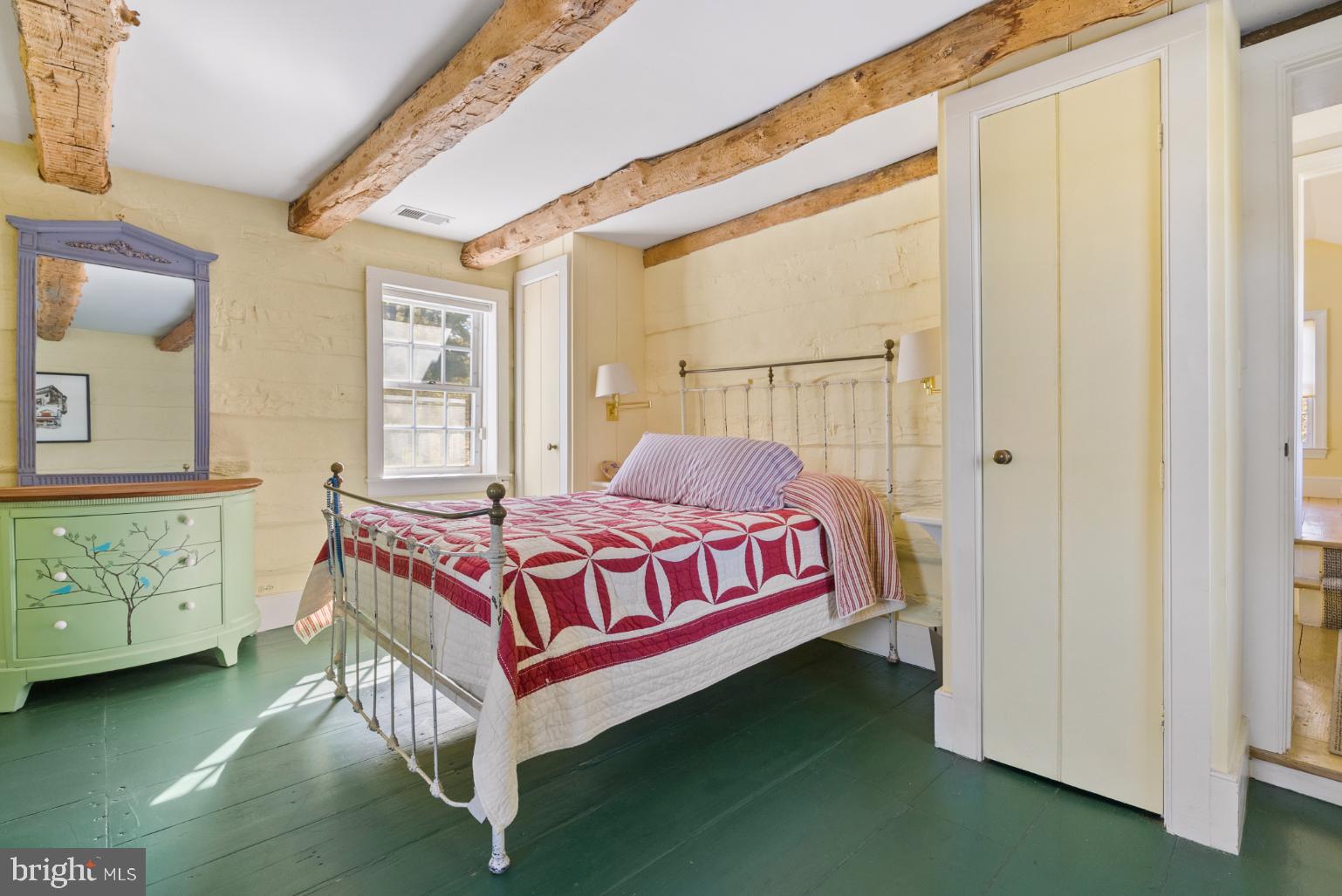 HUNTING HILL FARMS - Residential