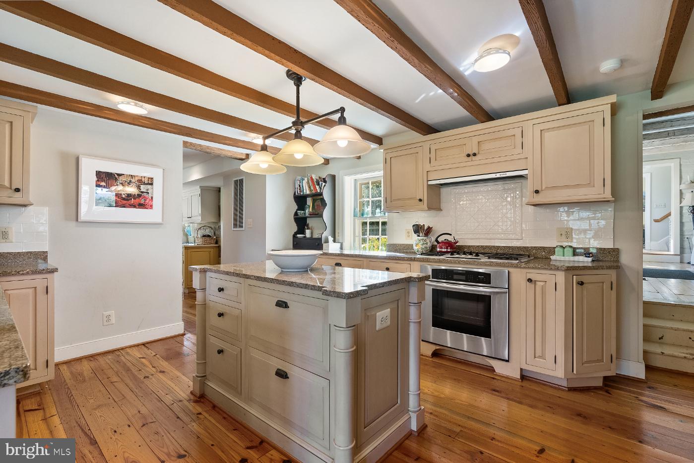 HUNTING HILL FARMS - Residential